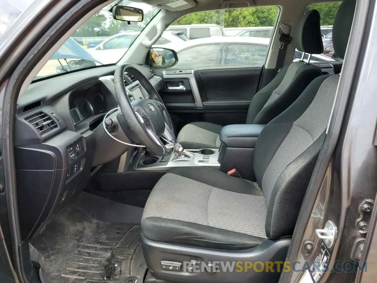 7 Photograph of a damaged car JTEBU5JR3K5646772 TOYOTA 4RUNNER 2019