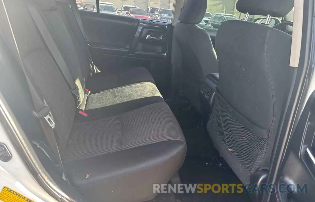 6 Photograph of a damaged car JTEBU5JR3K5649428 TOYOTA 4RUNNER 2019