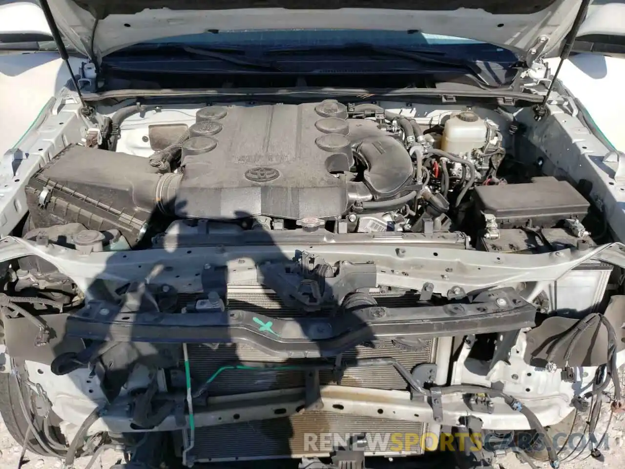 7 Photograph of a damaged car JTEBU5JR3K5666407 TOYOTA 4RUNNER 2019