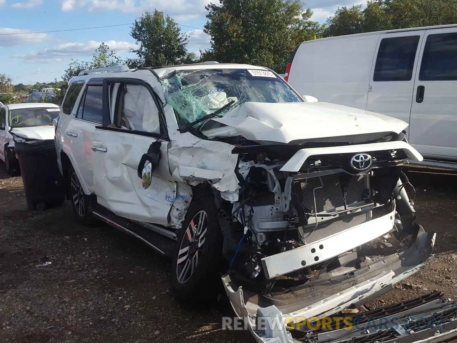 1 Photograph of a damaged car JTEBU5JR3K5679805 TOYOTA 4RUNNER 2019