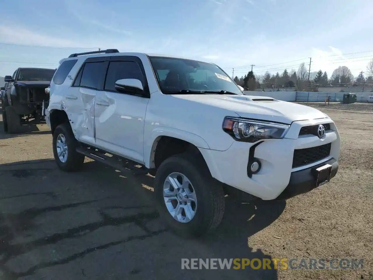 4 Photograph of a damaged car JTEBU5JR3K5680064 TOYOTA 4RUNNER 2019