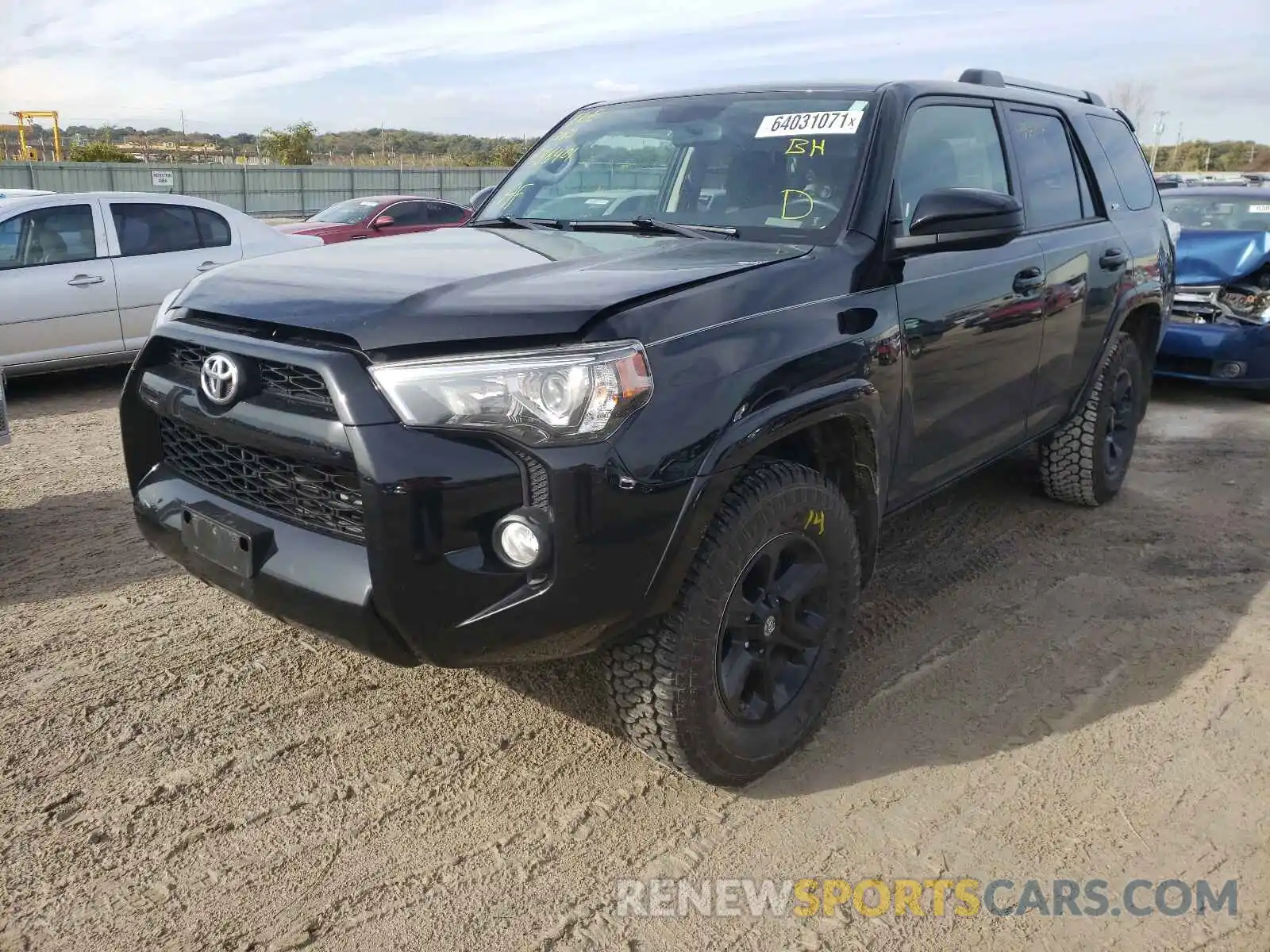 2 Photograph of a damaged car JTEBU5JR3K5686401 TOYOTA 4RUNNER 2019