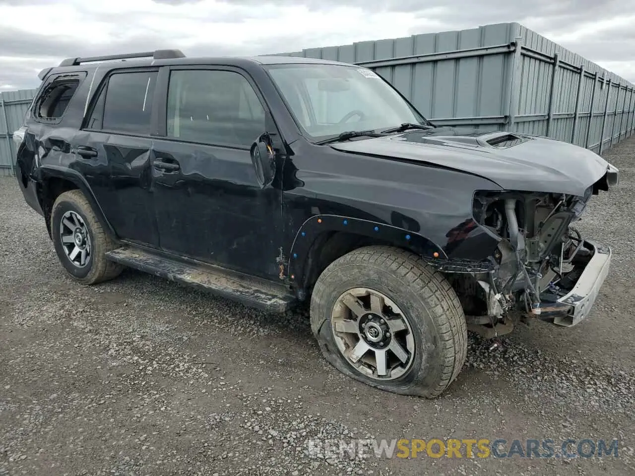 4 Photograph of a damaged car JTEBU5JR3K5690349 TOYOTA 4RUNNER 2019