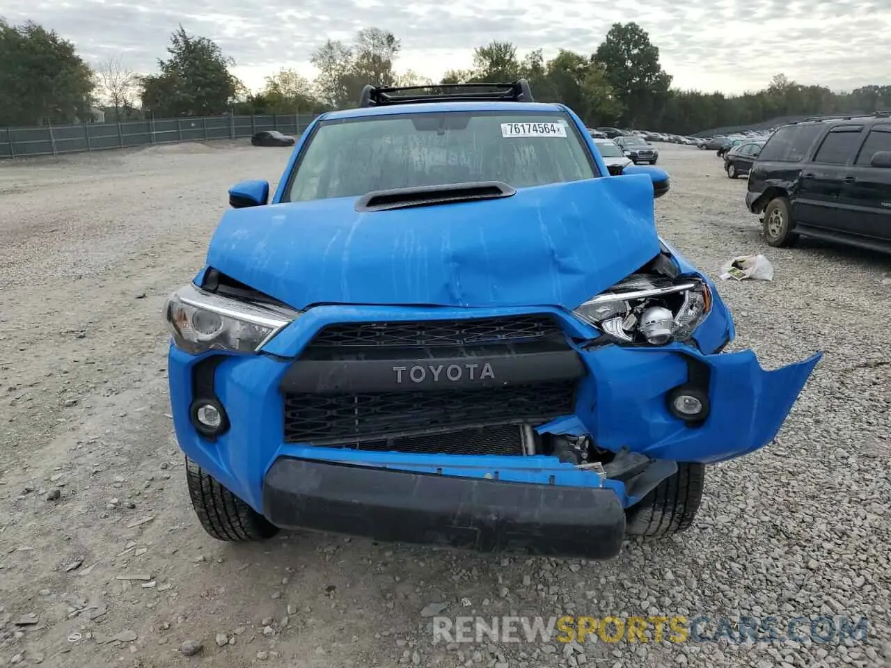 5 Photograph of a damaged car JTEBU5JR3K5690545 TOYOTA 4RUNNER 2019