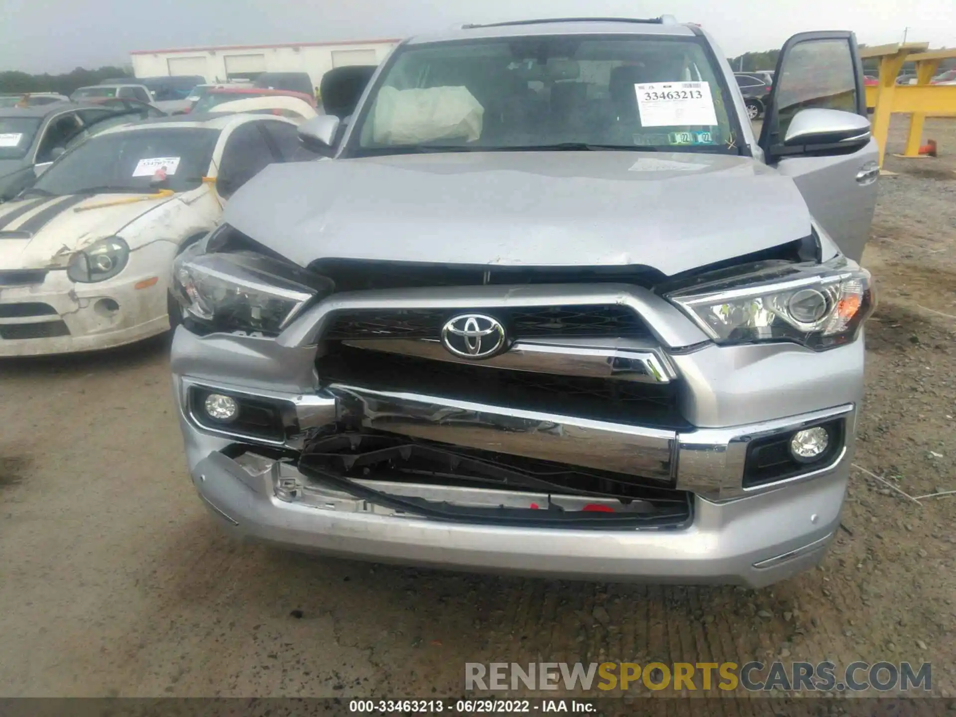 6 Photograph of a damaged car JTEBU5JR3K5697320 TOYOTA 4RUNNER 2019