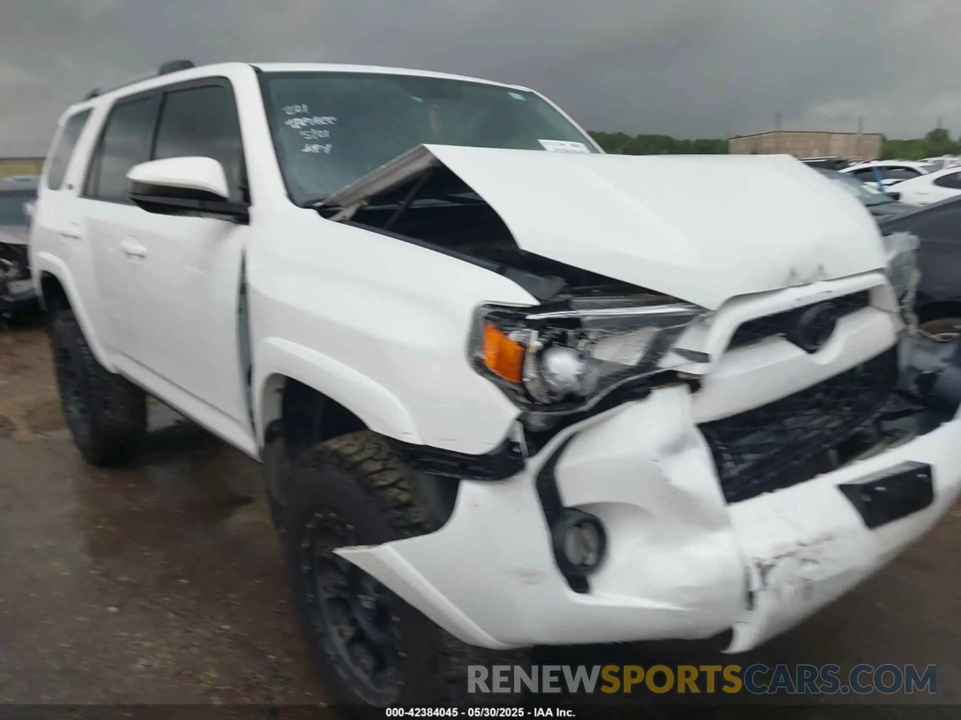 6 Photograph of a damaged car JTEBU5JR3K5698385 TOYOTA 4RUNNER 2019