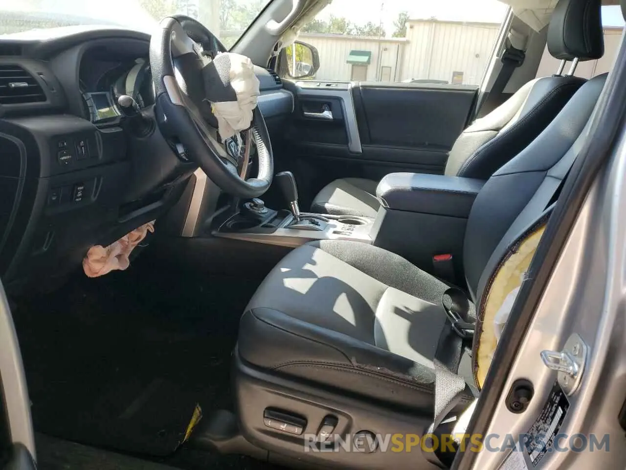 7 Photograph of a damaged car JTEBU5JR3K5699925 TOYOTA 4RUNNER 2019