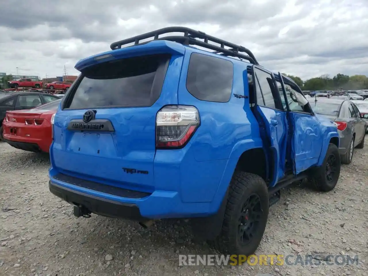 4 Photograph of a damaged car JTEBU5JR3K5712916 TOYOTA 4RUNNER 2019