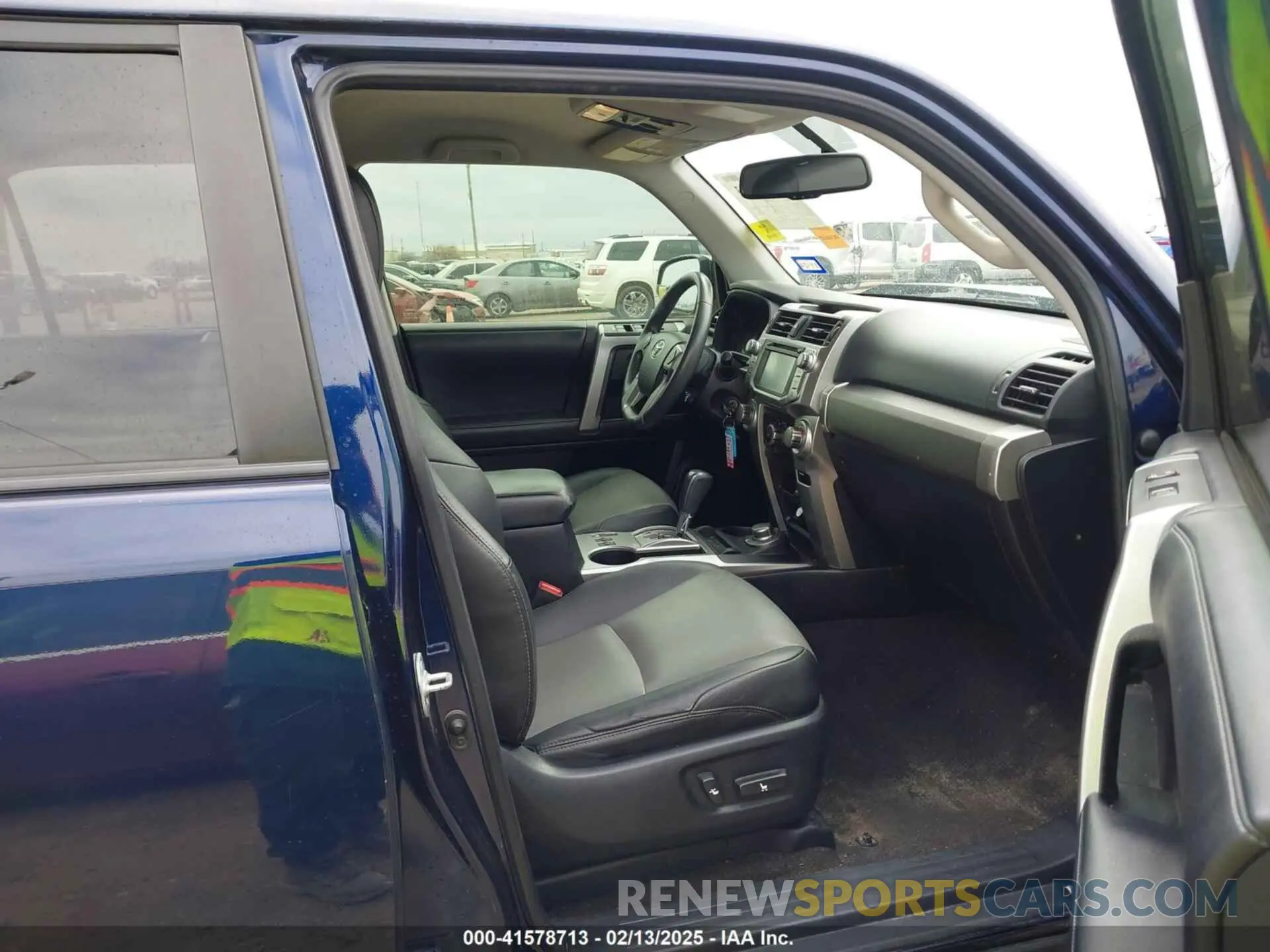 5 Photograph of a damaged car JTEBU5JR3K5722863 TOYOTA 4RUNNER 2019