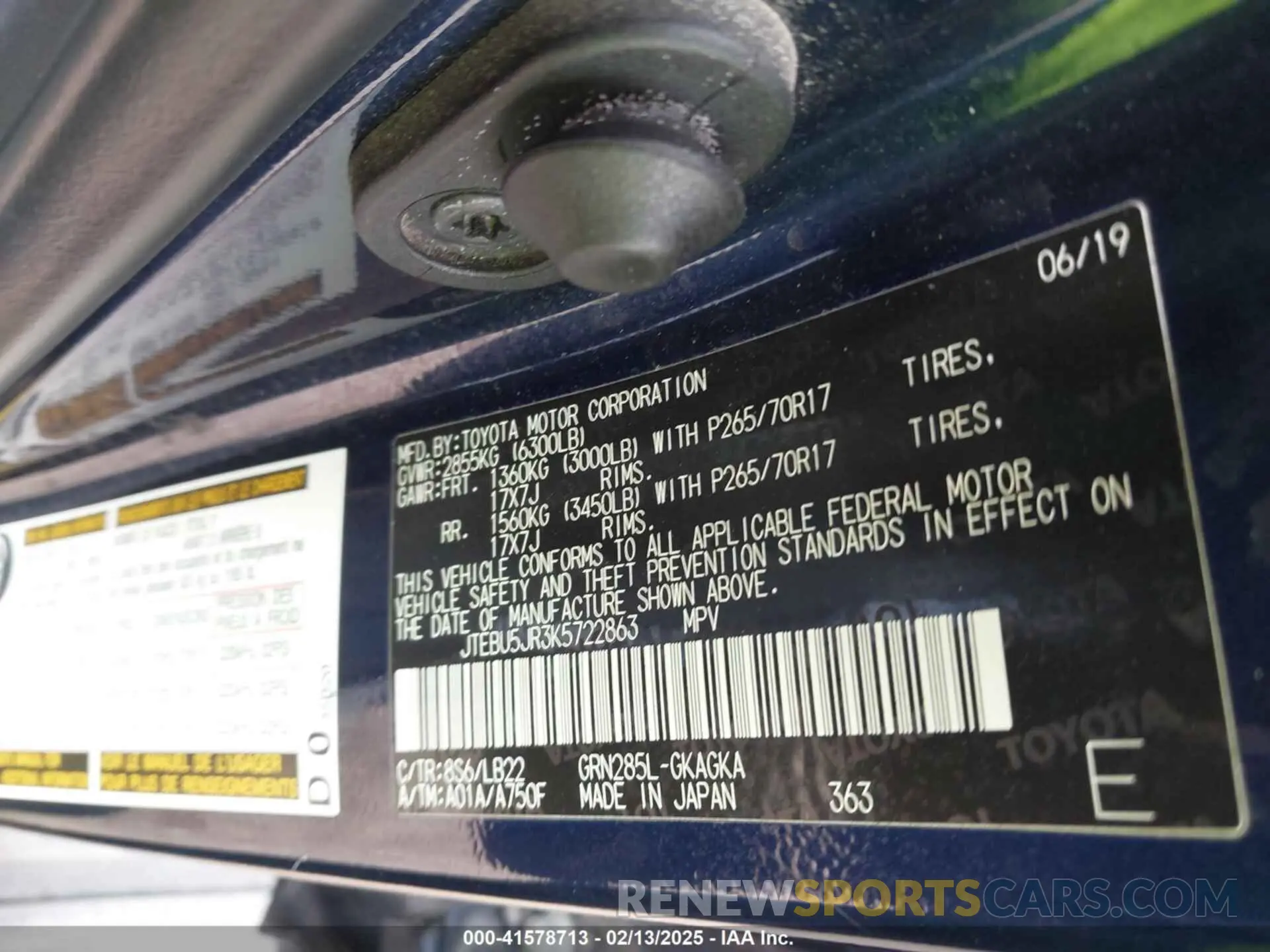 9 Photograph of a damaged car JTEBU5JR3K5722863 TOYOTA 4RUNNER 2019