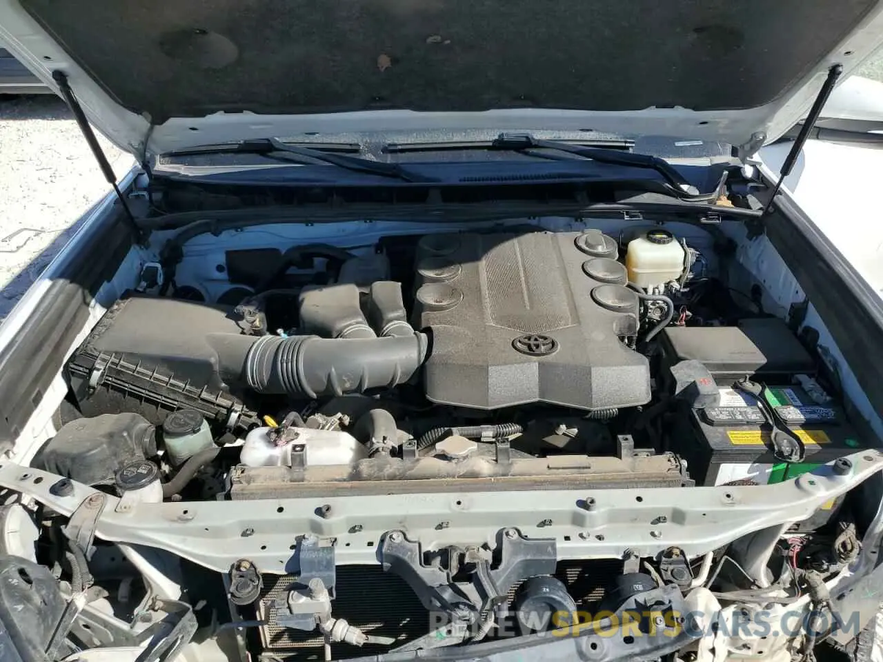 12 Photograph of a damaged car JTEBU5JR4K5617054 TOYOTA 4RUNNER 2019