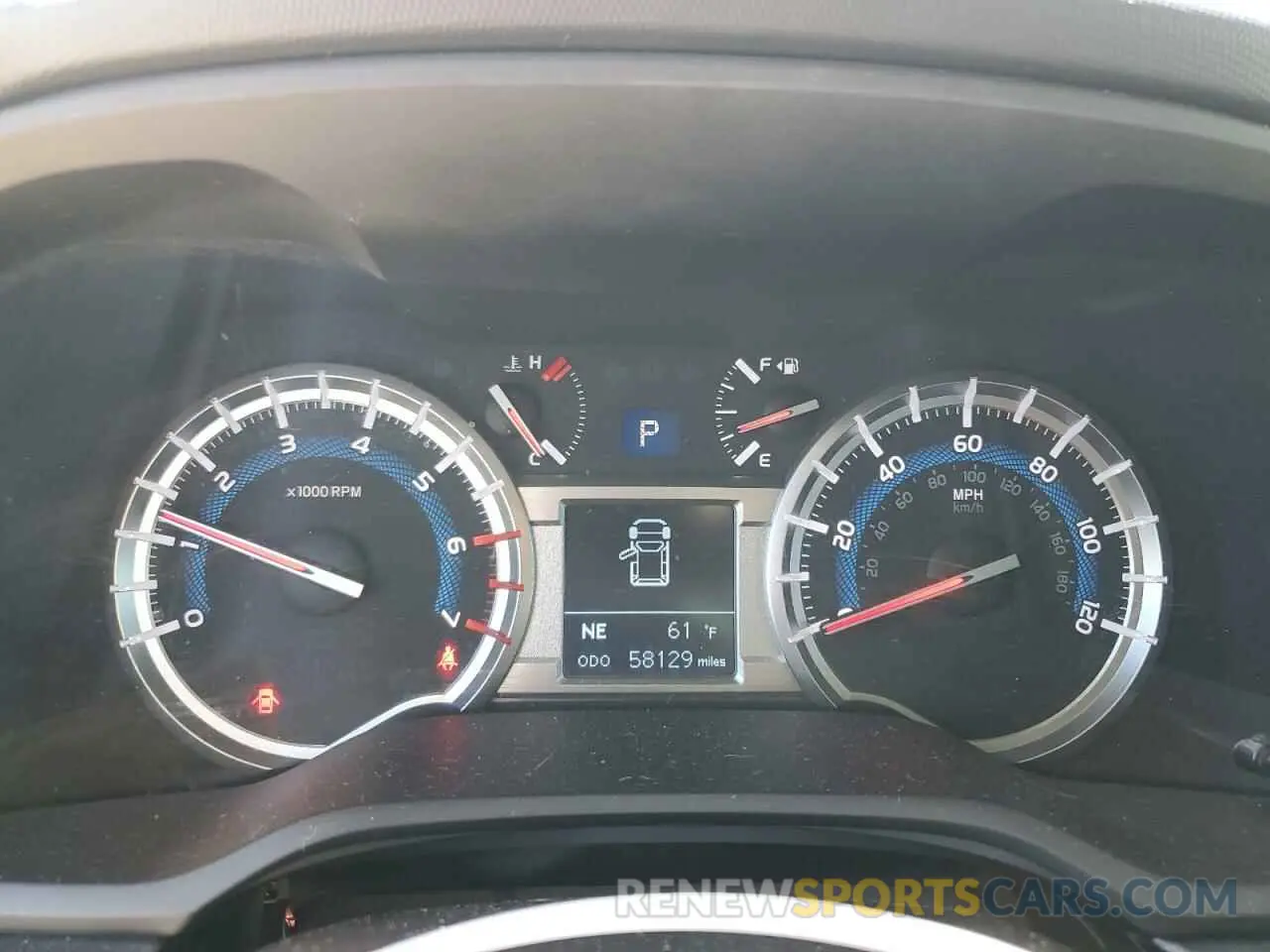 9 Photograph of a damaged car JTEBU5JR4K5617054 TOYOTA 4RUNNER 2019