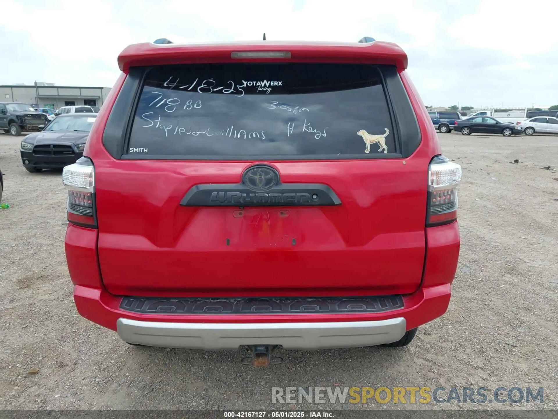 16 Photograph of a damaged car JTEBU5JR4K5618964 TOYOTA 4RUNNER 2019