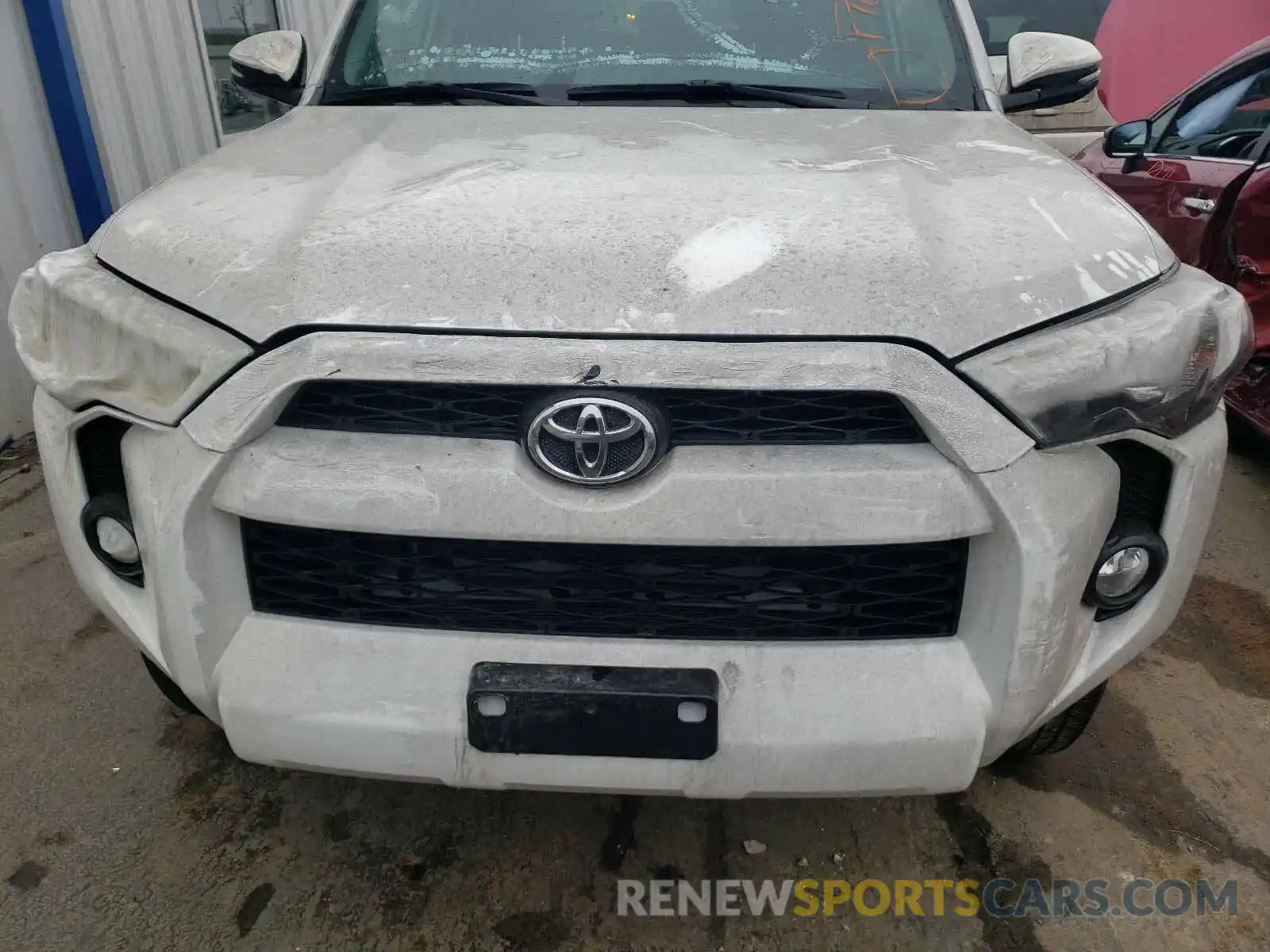 9 Photograph of a damaged car JTEBU5JR4K5630581 TOYOTA 4RUNNER 2019