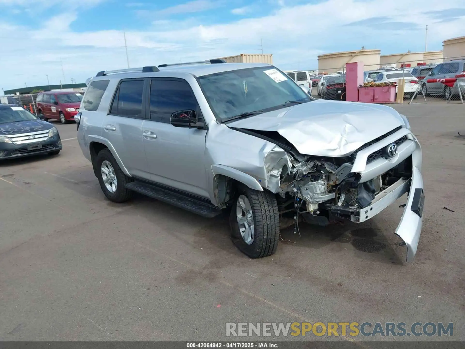 1 Photograph of a damaged car JTEBU5JR4K5632833 TOYOTA 4RUNNER 2019