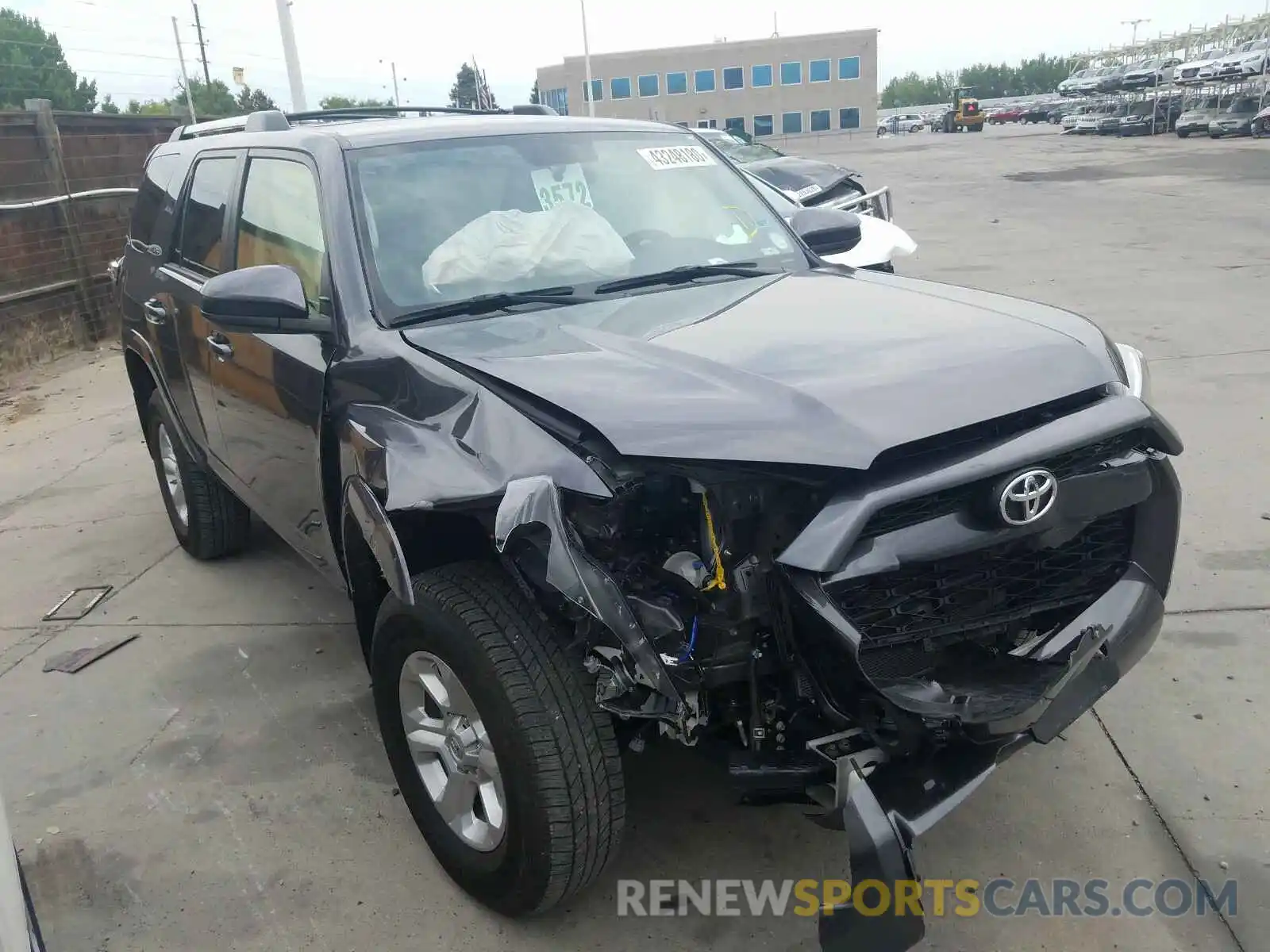 1 Photograph of a damaged car JTEBU5JR4K5637868 TOYOTA 4RUNNER 2019