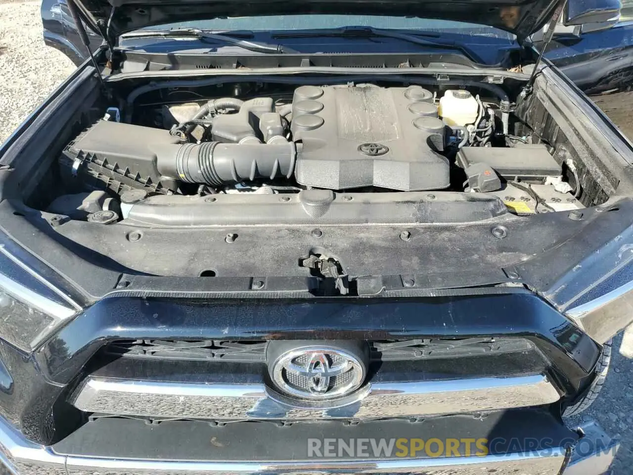 12 Photograph of a damaged car JTEBU5JR4K5640267 TOYOTA 4RUNNER 2019