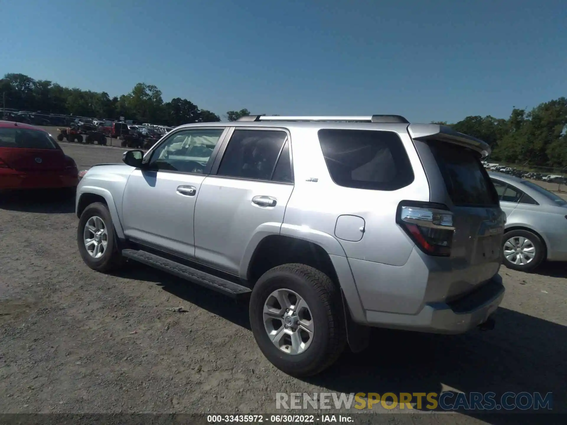 3 Photograph of a damaged car JTEBU5JR4K5650040 TOYOTA 4RUNNER 2019