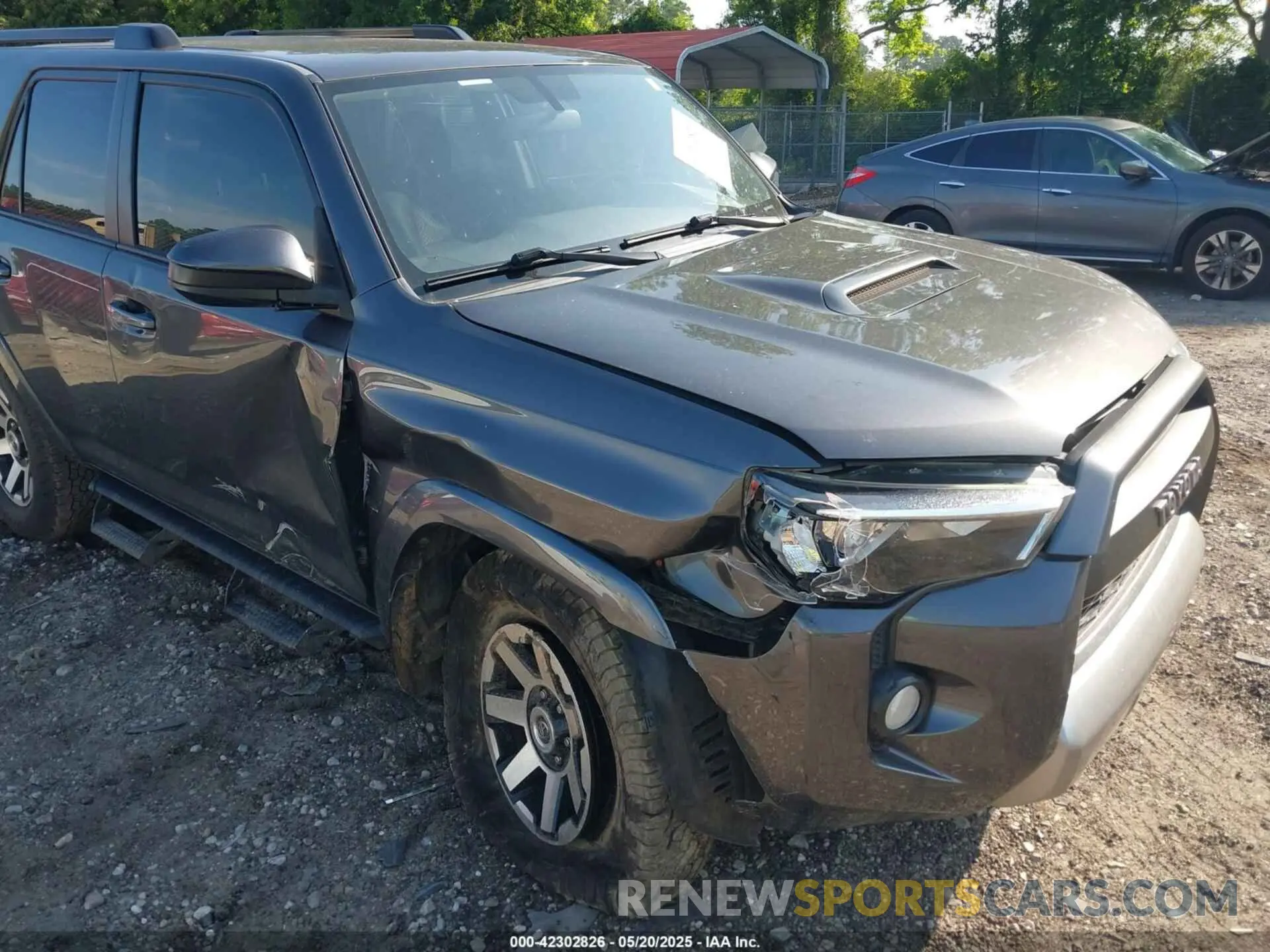 6 Photograph of a damaged car JTEBU5JR4K5655481 TOYOTA 4RUNNER 2019