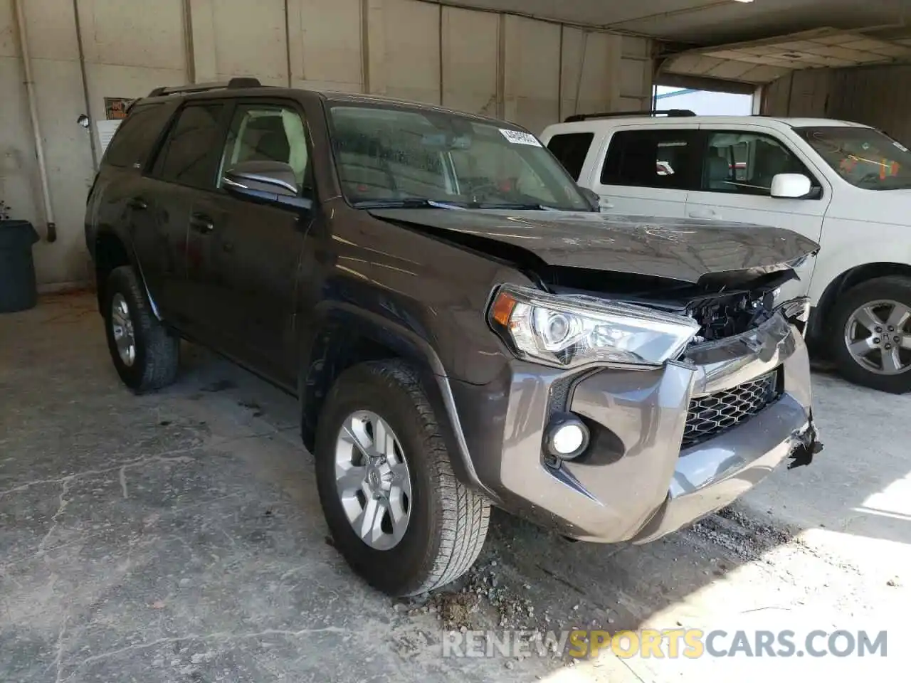 1 Photograph of a damaged car JTEBU5JR4K5666044 TOYOTA 4RUNNER 2019