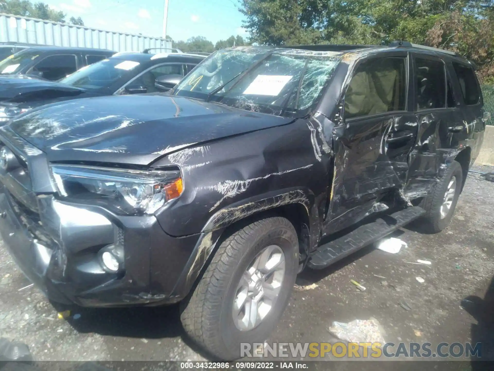 6 Photograph of a damaged car JTEBU5JR4K5672832 TOYOTA 4RUNNER 2019