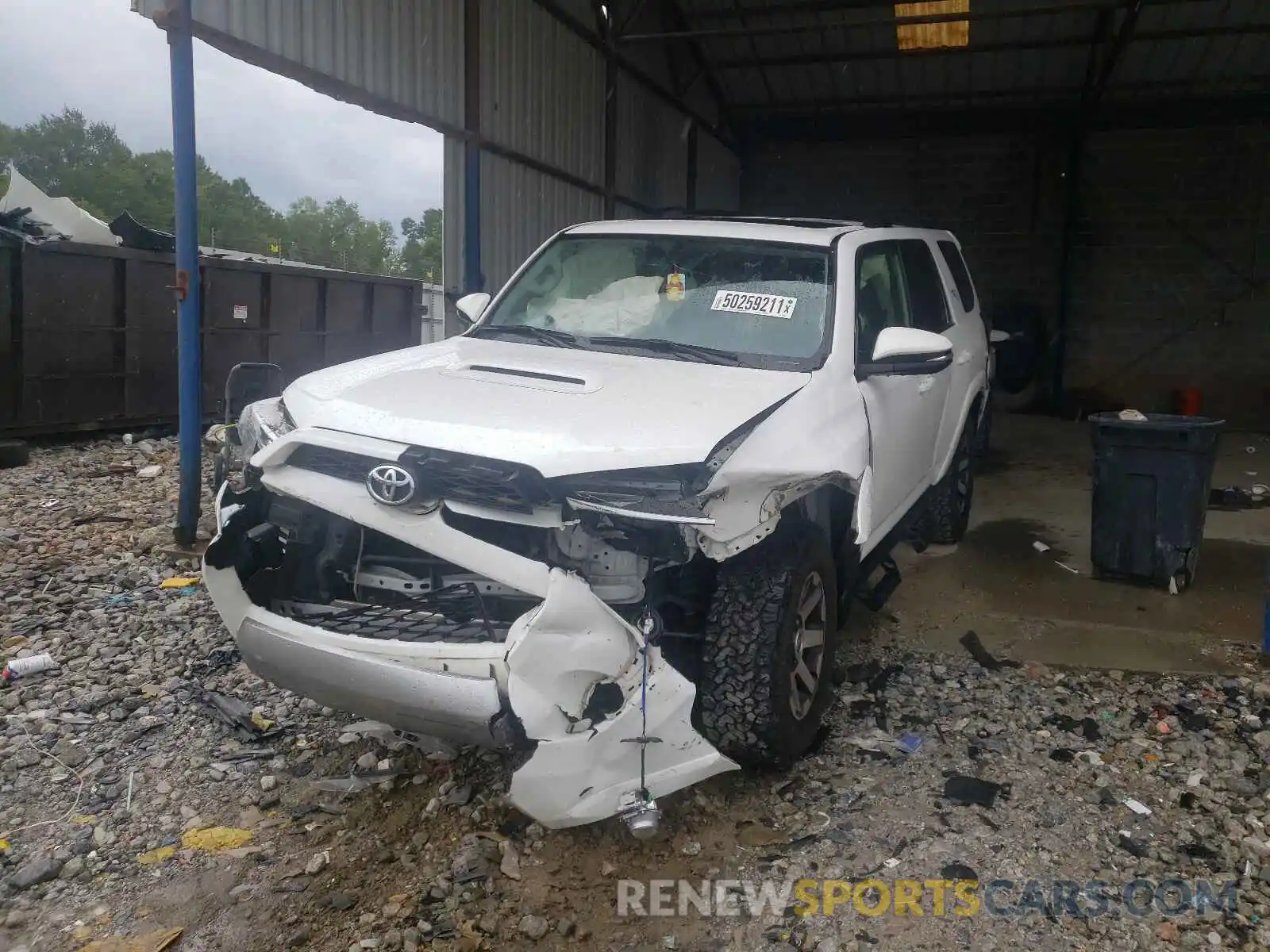 2 Photograph of a damaged car JTEBU5JR4K5673978 TOYOTA 4RUNNER 2019