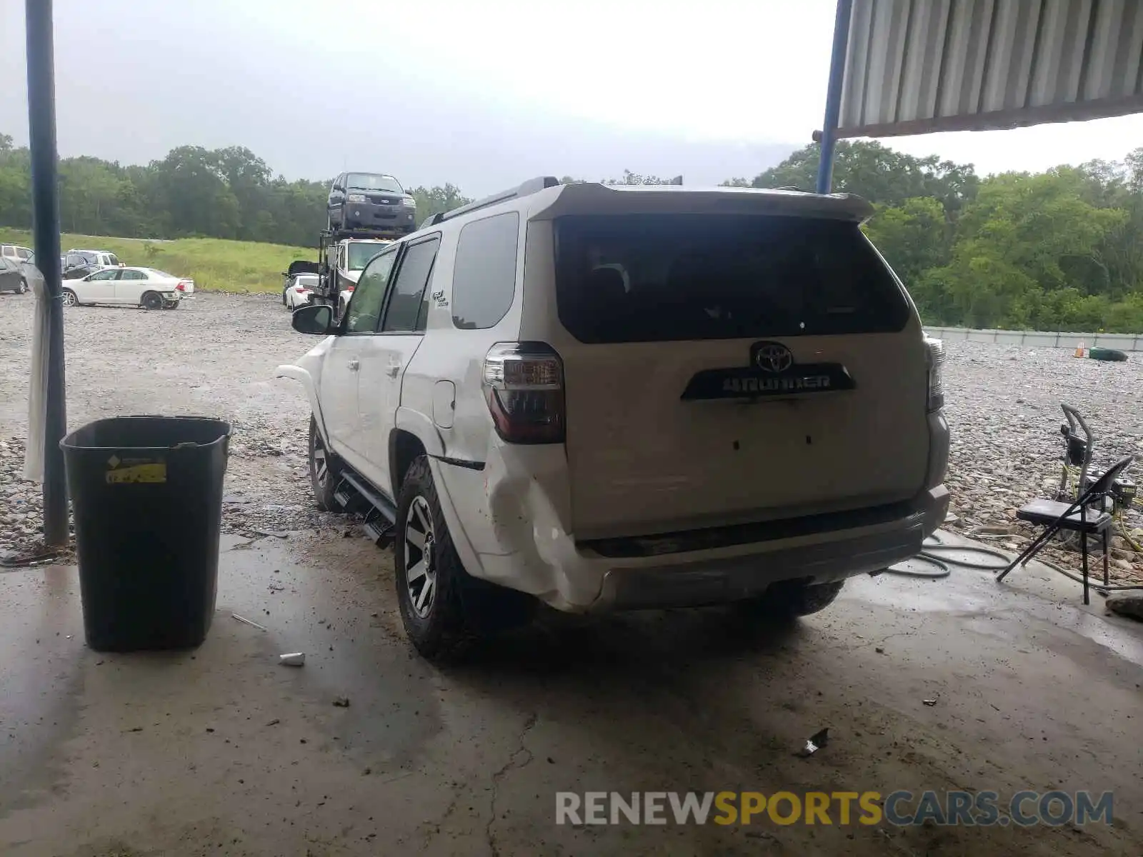 3 Photograph of a damaged car JTEBU5JR4K5673978 TOYOTA 4RUNNER 2019