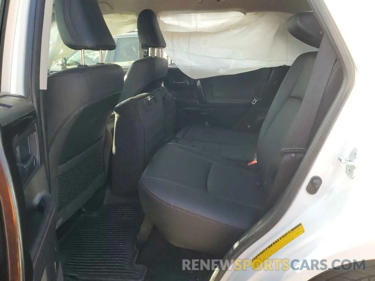 11 Photograph of a damaged car JTEBU5JR4K5674693 TOYOTA 4RUNNER 2019