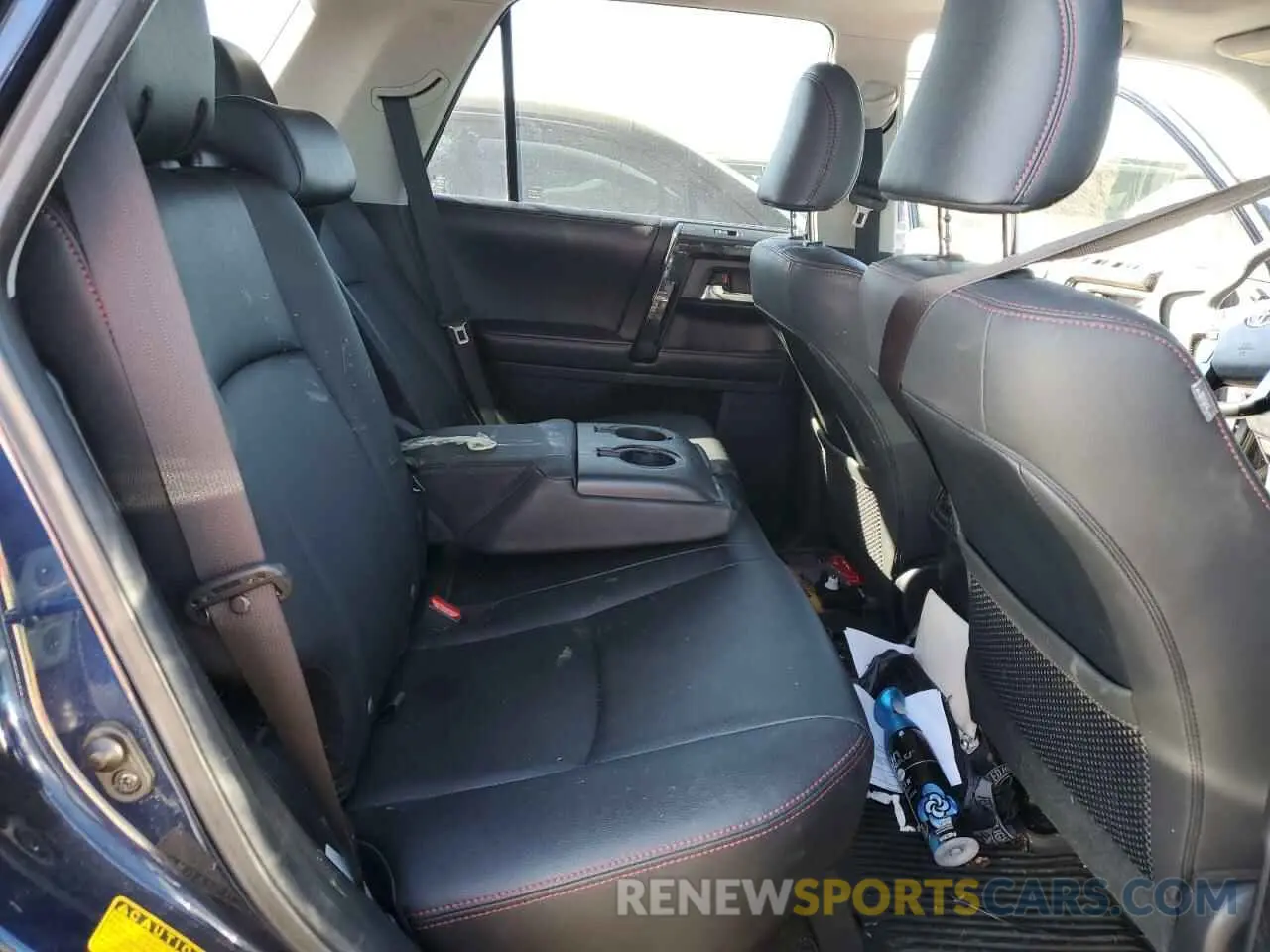 11 Photograph of a damaged car JTEBU5JR4K5676931 TOYOTA 4RUNNER 2019
