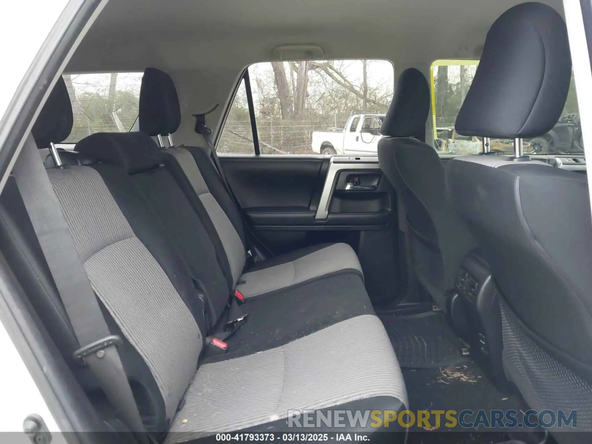 8 Photograph of a damaged car JTEBU5JR4K5679277 TOYOTA 4RUNNER 2019