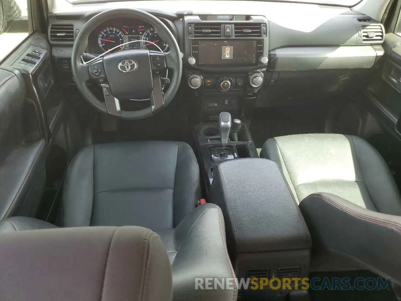 8 Photograph of a damaged car JTEBU5JR4K5701505 TOYOTA 4RUNNER 2019