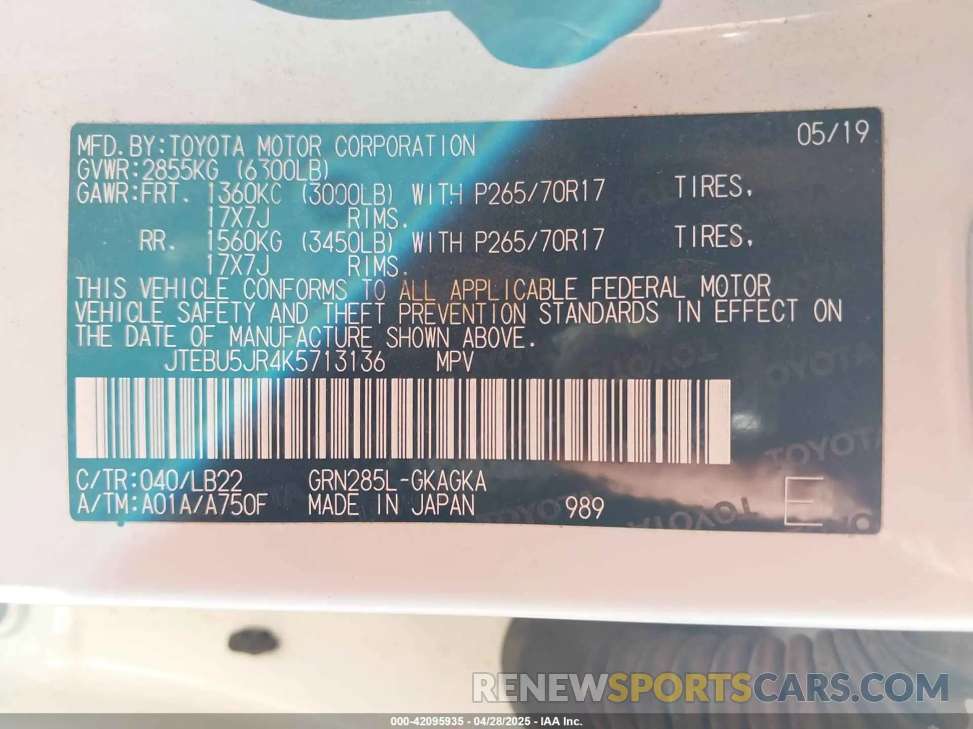 9 Photograph of a damaged car JTEBU5JR4K5713136 TOYOTA 4RUNNER 2019