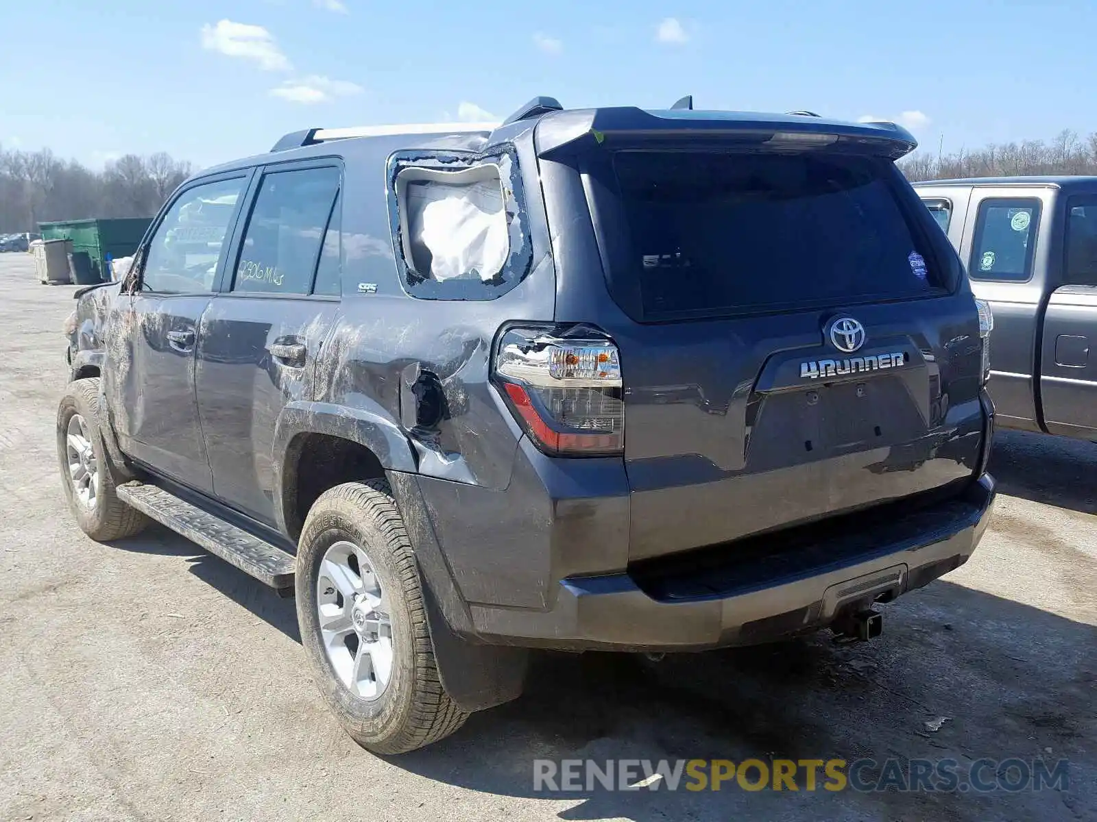 3 Photograph of a damaged car JTEBU5JR4K5716294 TOYOTA 4RUNNER 2019