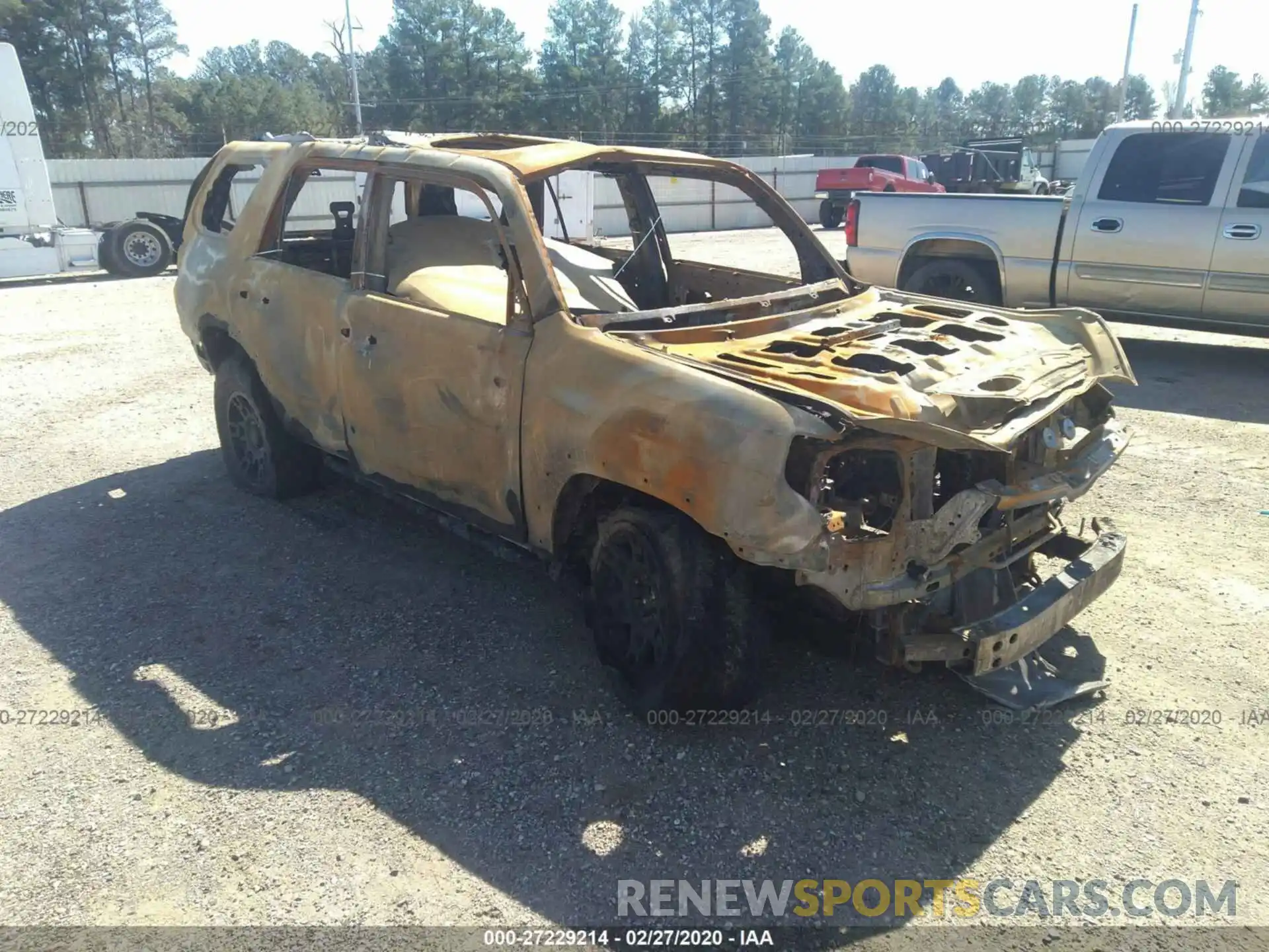 1 Photograph of a damaged car JTEBU5JR4K5729868 TOYOTA 4RUNNER 2019