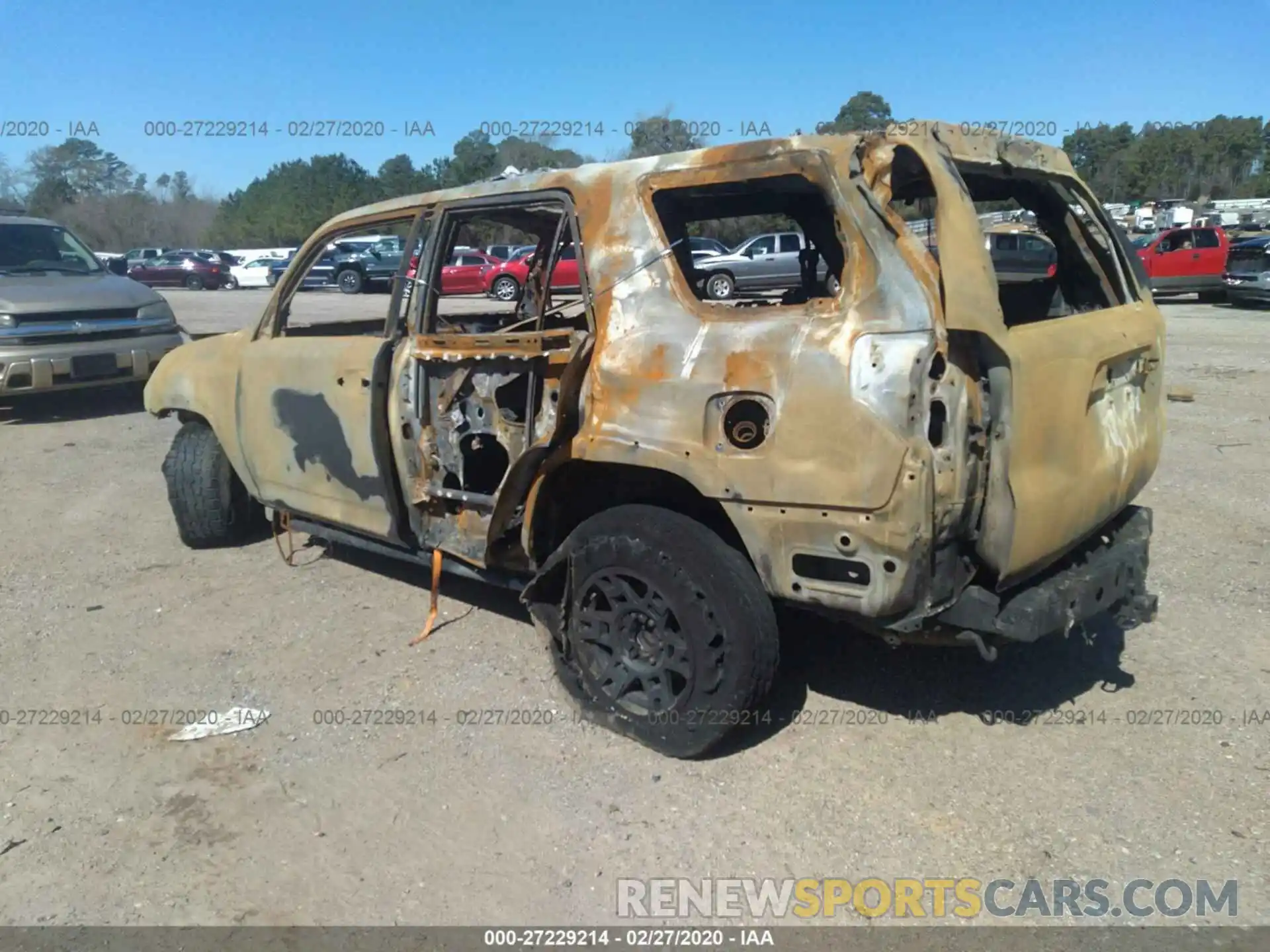 3 Photograph of a damaged car JTEBU5JR4K5729868 TOYOTA 4RUNNER 2019