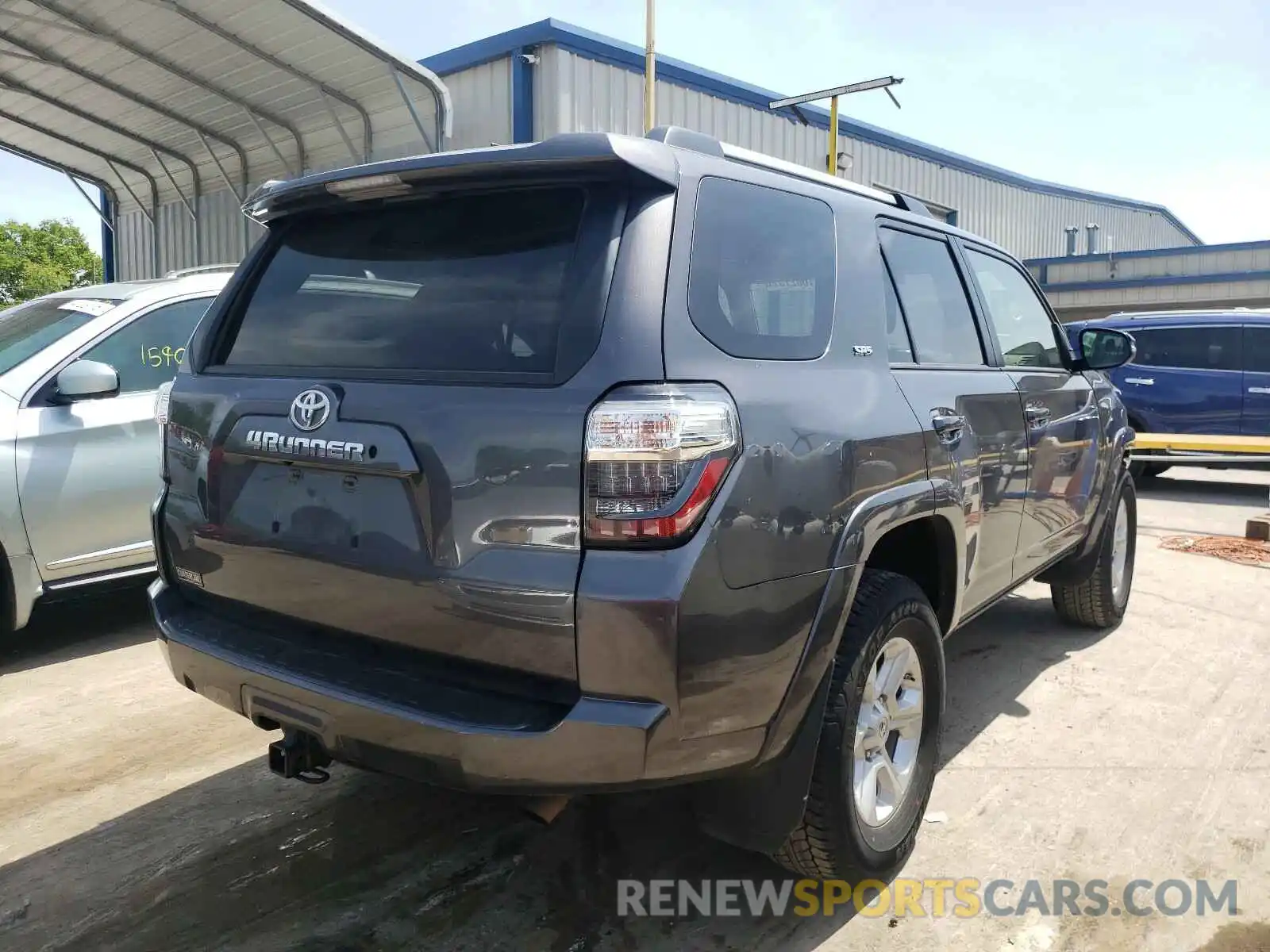 4 Photograph of a damaged car JTEBU5JR5K5610811 TOYOTA 4RUNNER 2019