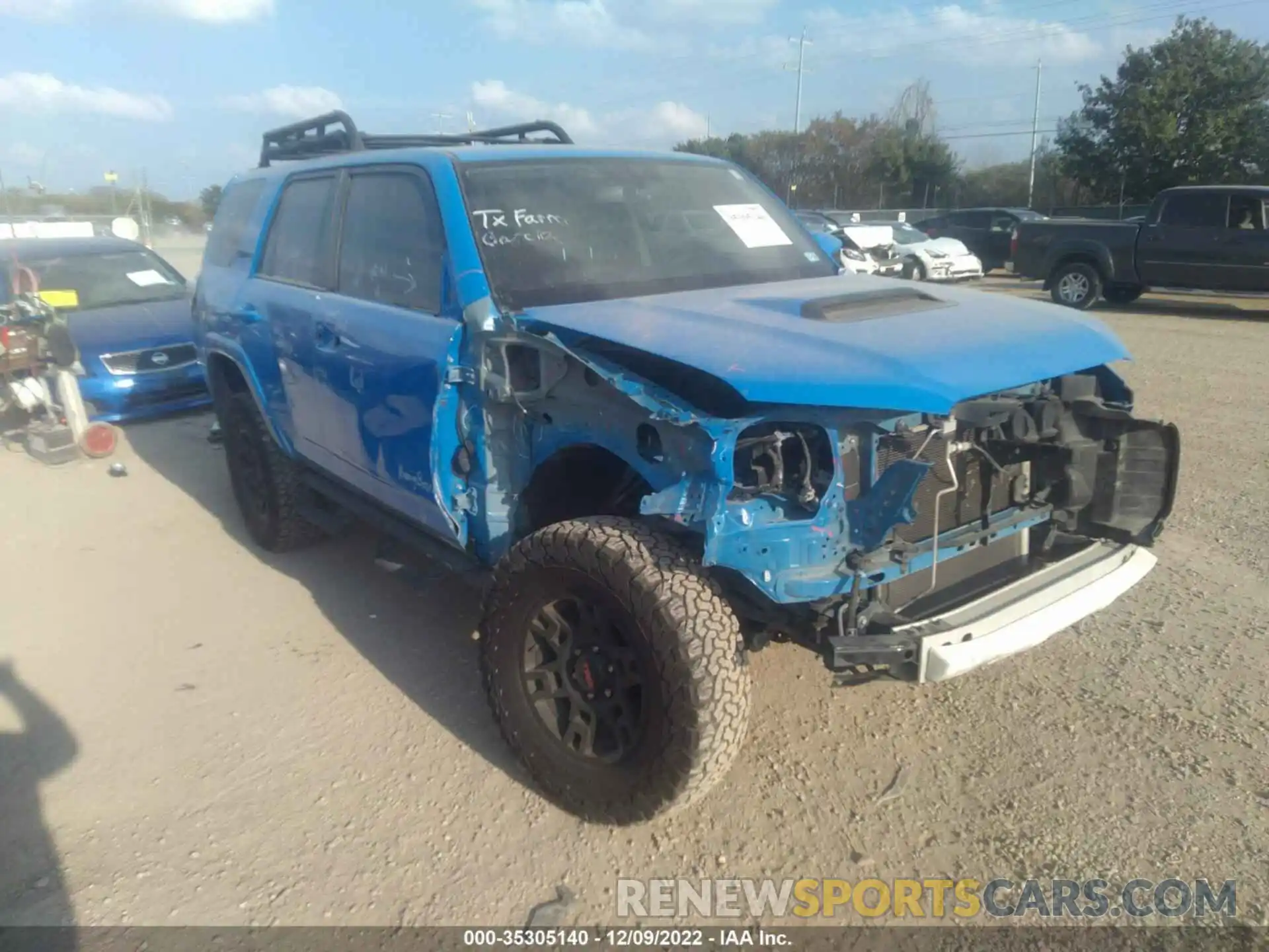 1 Photograph of a damaged car JTEBU5JR5K5612851 TOYOTA 4RUNNER 2019