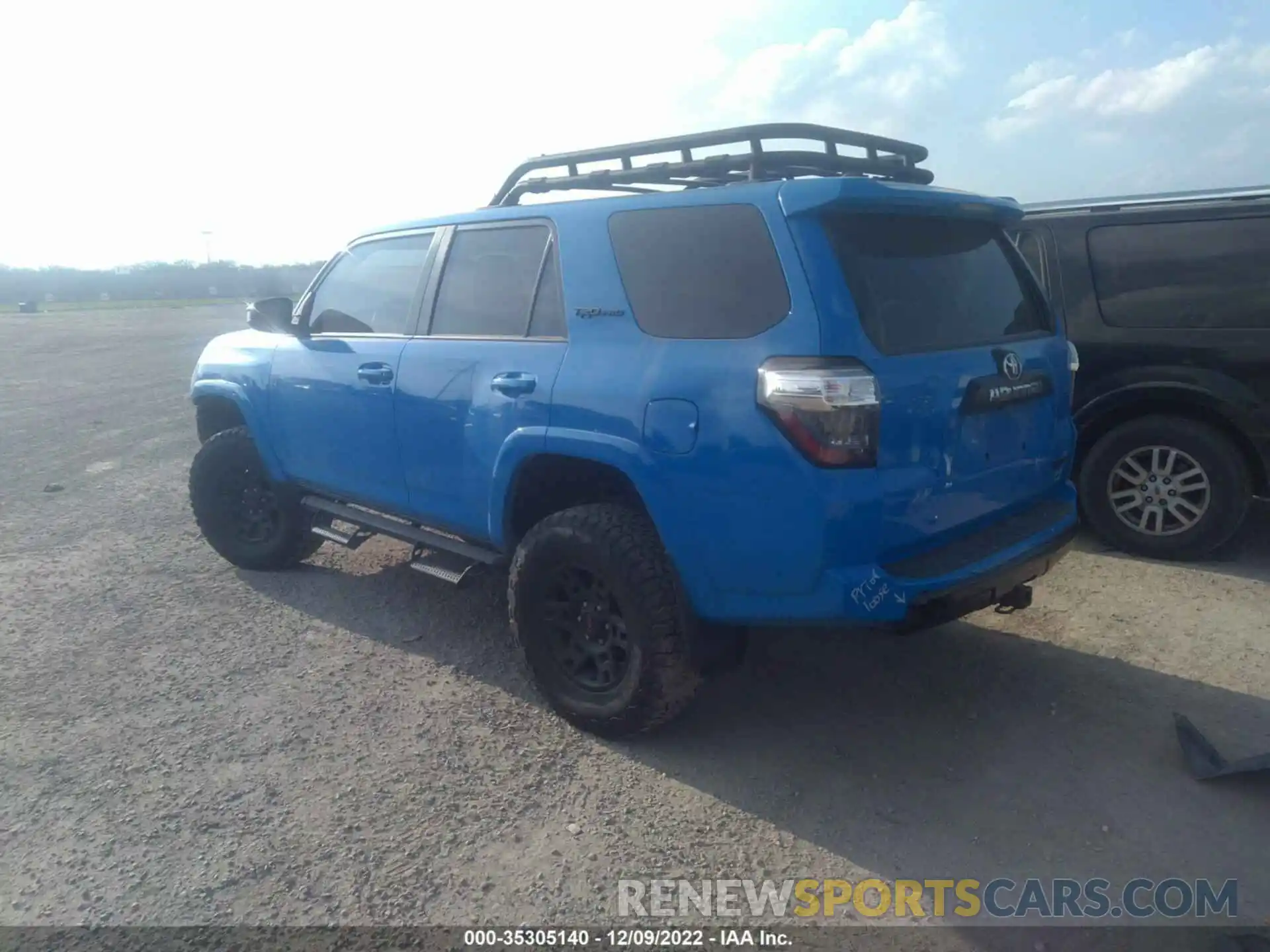 3 Photograph of a damaged car JTEBU5JR5K5612851 TOYOTA 4RUNNER 2019