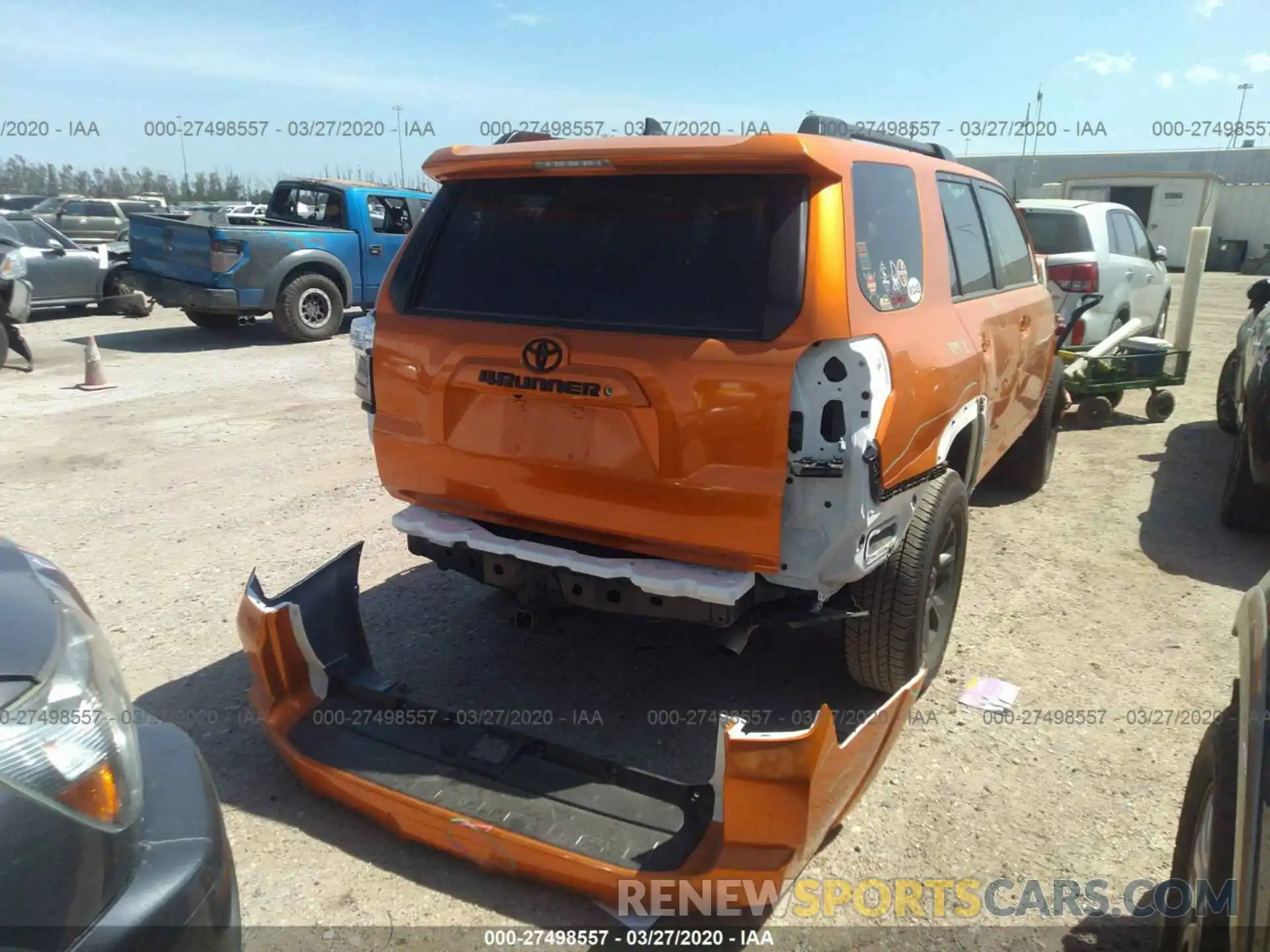 4 Photograph of a damaged car JTEBU5JR5K5652217 TOYOTA 4RUNNER 2019