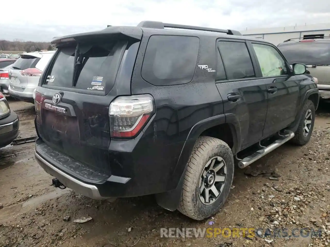 4 Photograph of a damaged car JTEBU5JR5K5663718 TOYOTA 4RUNNER 2019