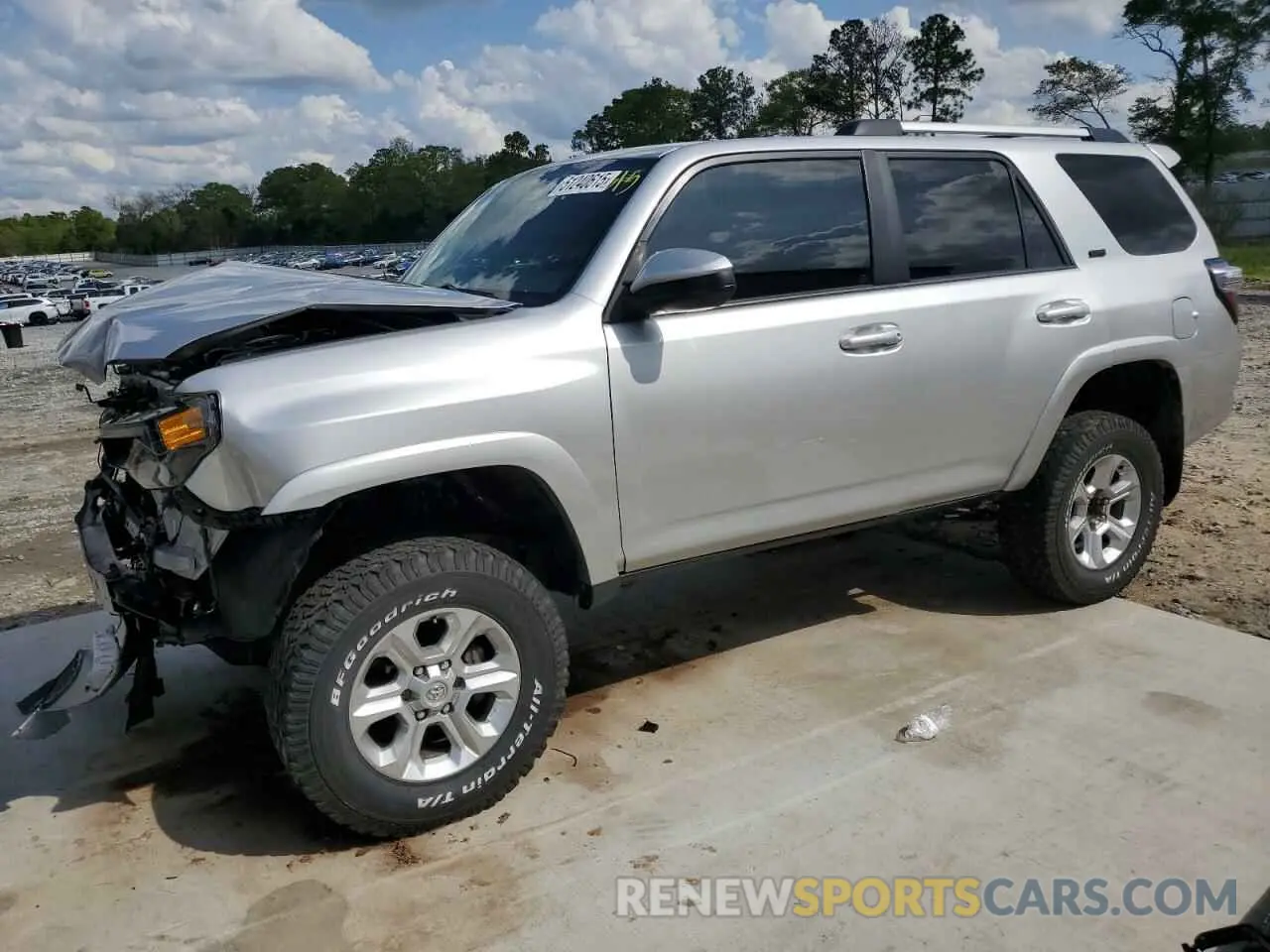 1 Photograph of a damaged car JTEBU5JR5K5668613 TOYOTA 4RUNNER 2019
