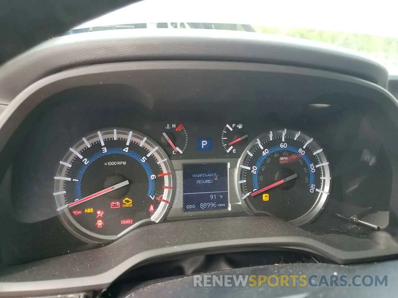9 Photograph of a damaged car JTEBU5JR5K5668613 TOYOTA 4RUNNER 2019