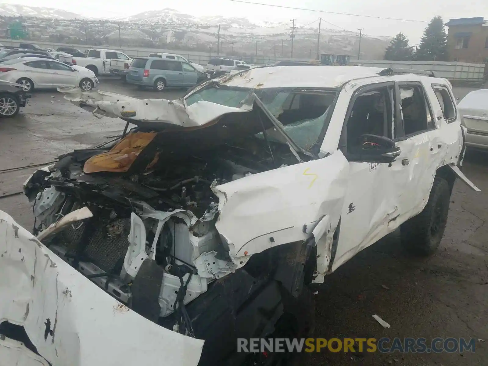 9 Photograph of a damaged car JTEBU5JR5K5676632 TOYOTA 4RUNNER 2019