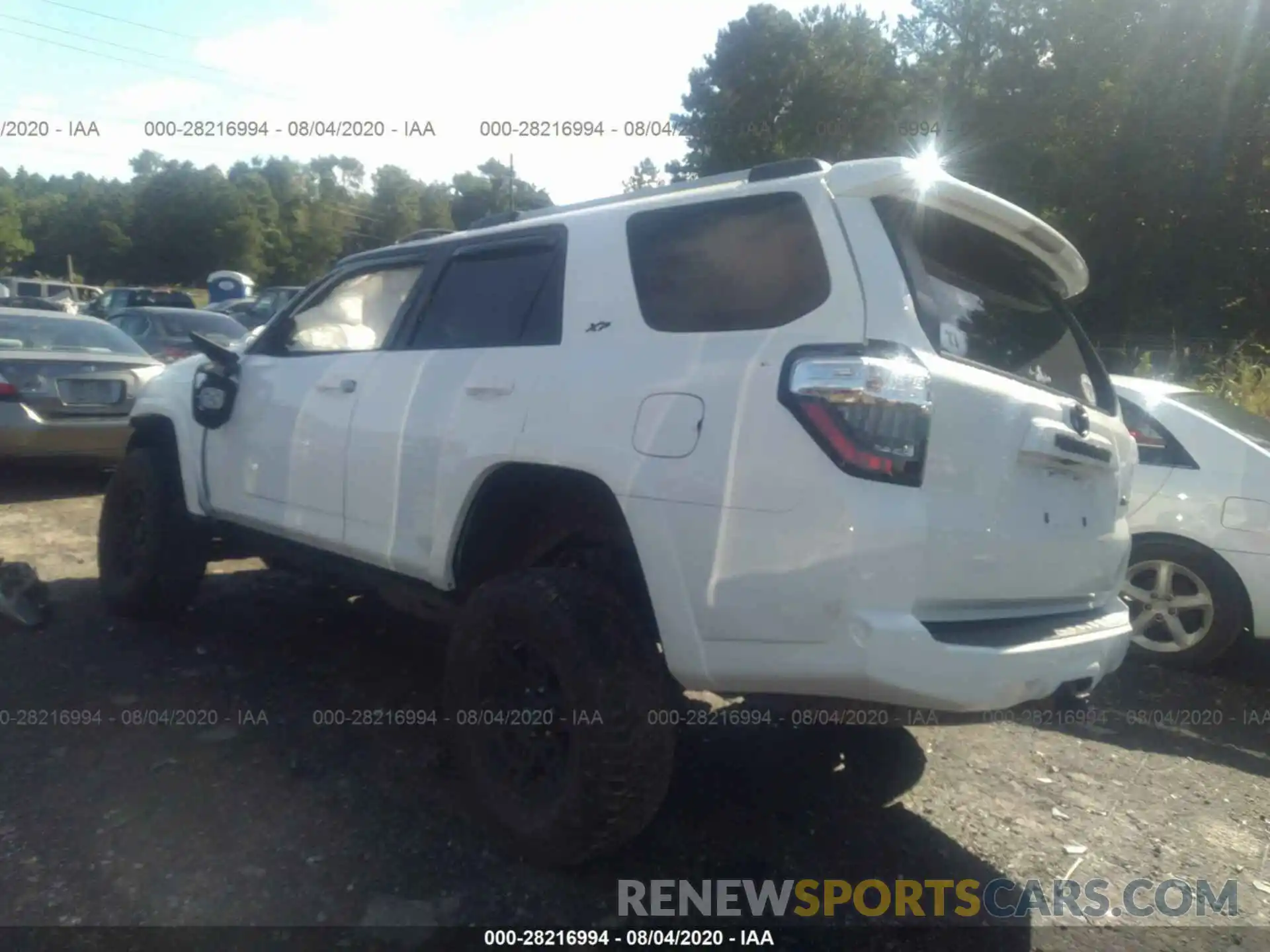 3 Photograph of a damaged car JTEBU5JR5K5691602 TOYOTA 4RUNNER 2019