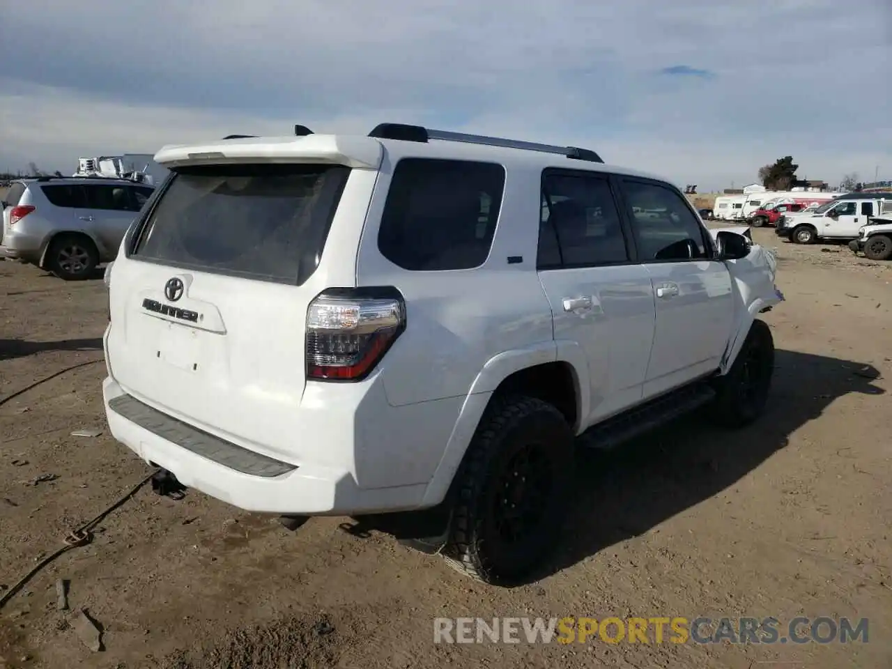 4 Photograph of a damaged car JTEBU5JR5K5692720 TOYOTA 4RUNNER 2019