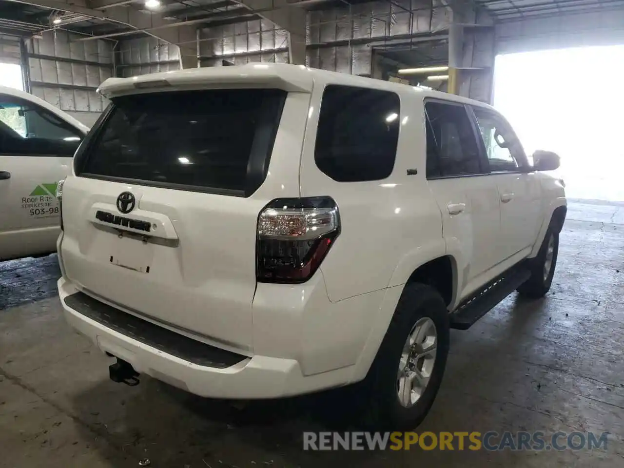 4 Photograph of a damaged car JTEBU5JR5K5696556 TOYOTA 4RUNNER 2019