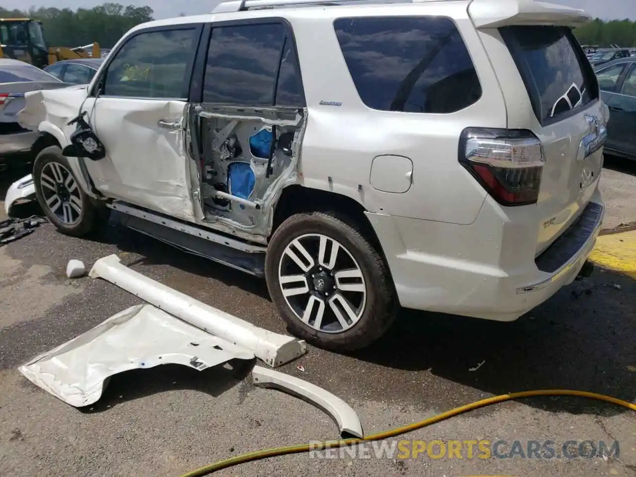 3 Photograph of a damaged car JTEBU5JR5K5701738 TOYOTA 4RUNNER 2019