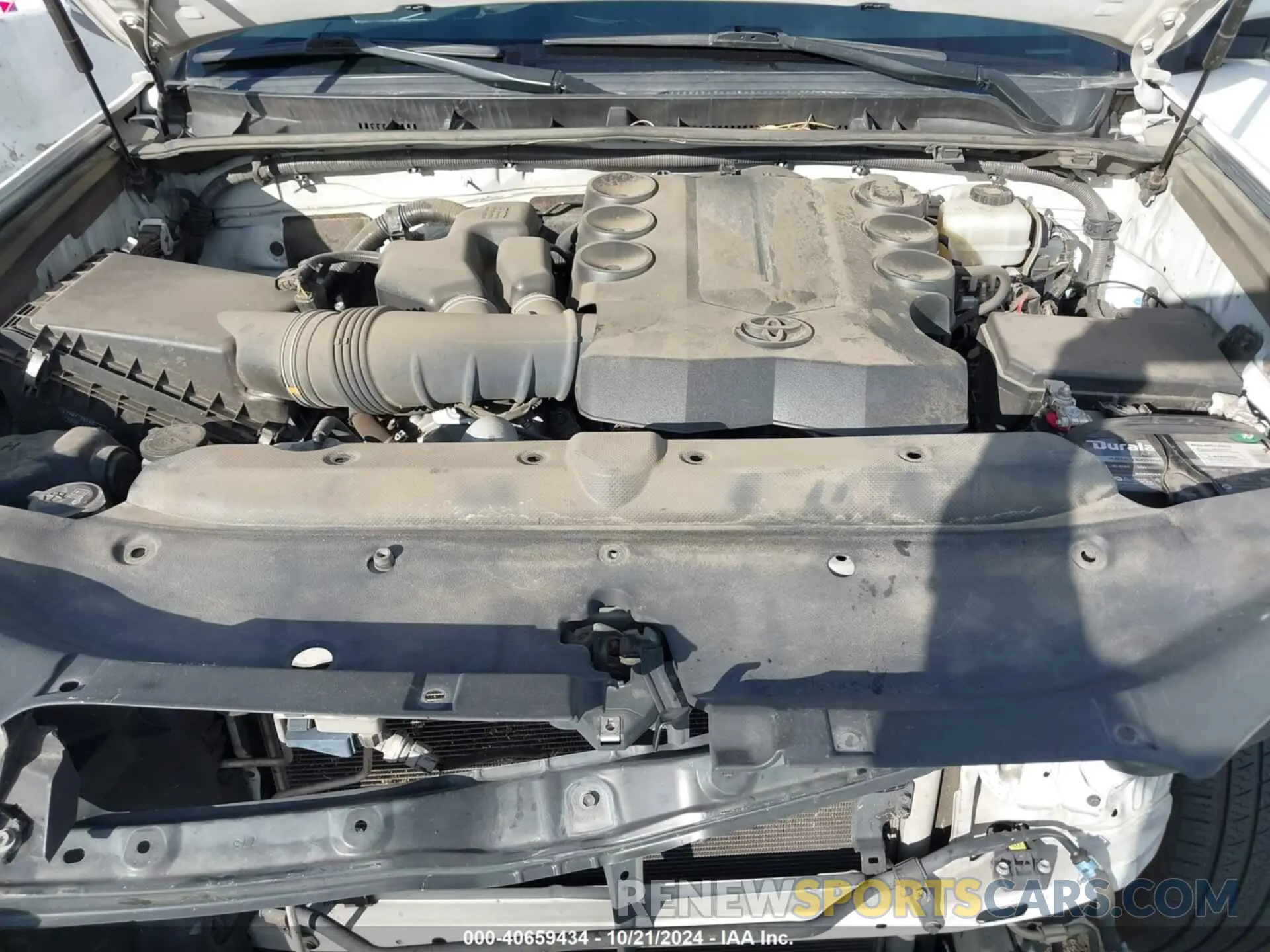 10 Photograph of a damaged car JTEBU5JR5K5708558 TOYOTA 4RUNNER 2019