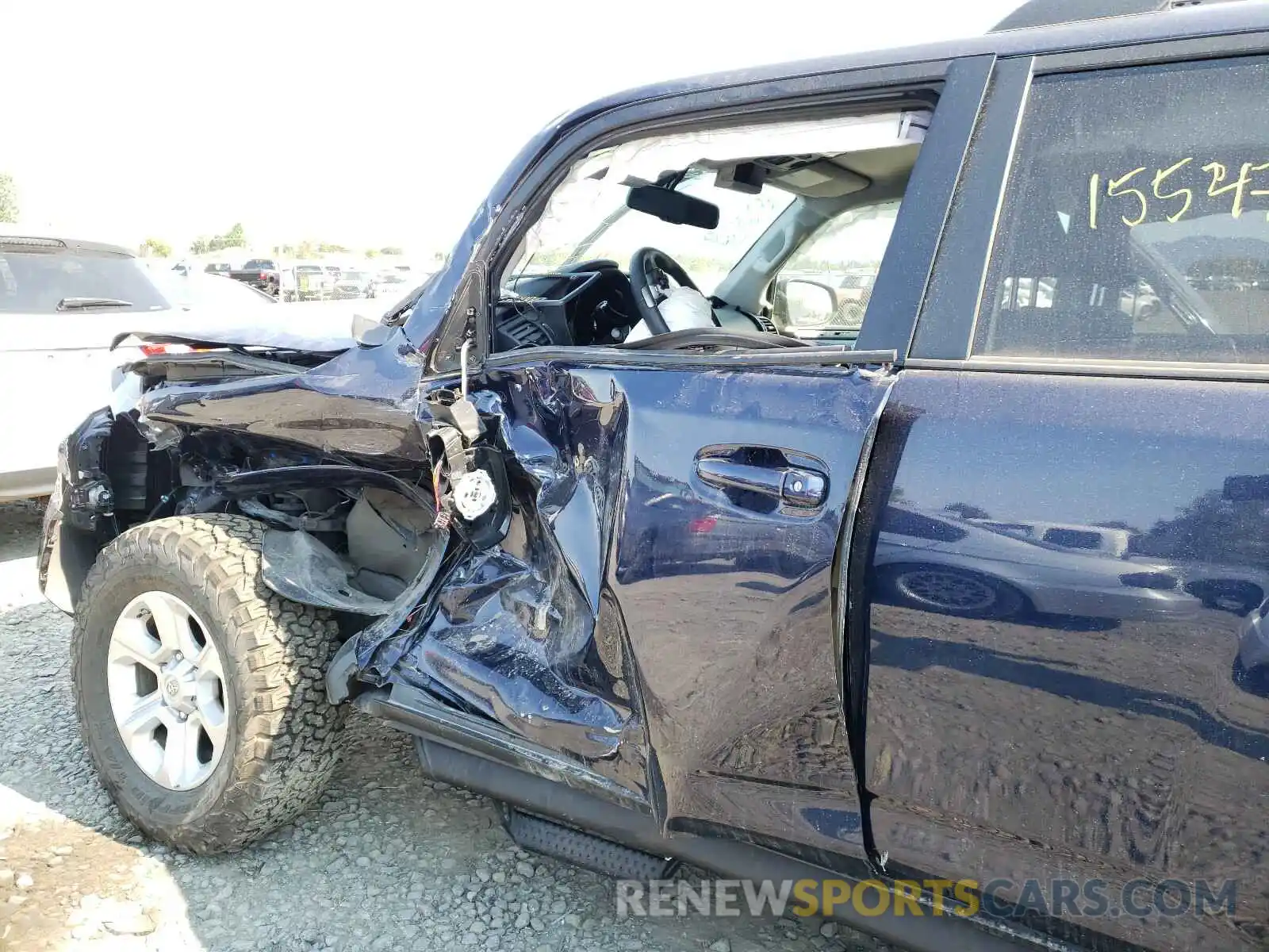 10 Photograph of a damaged car JTEBU5JR5K5708897 TOYOTA 4RUNNER 2019