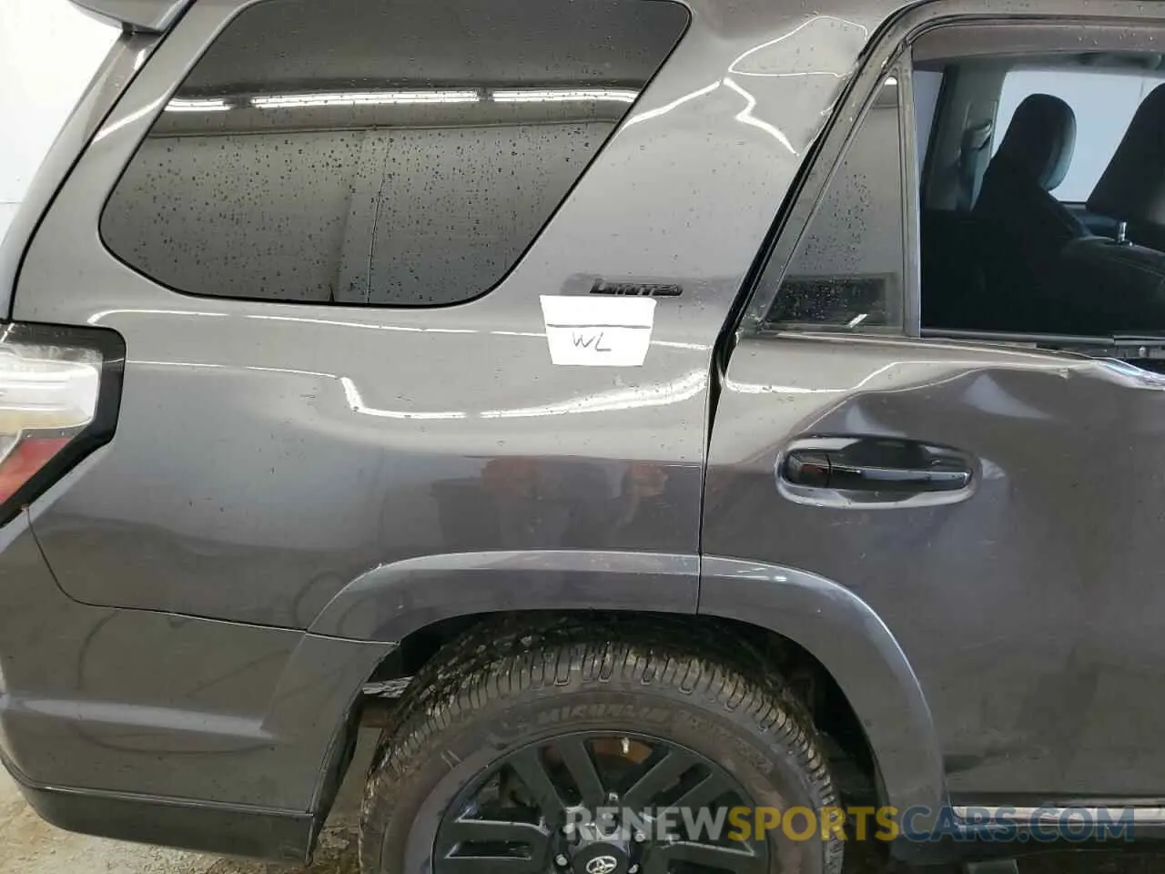 13 Photograph of a damaged car JTEBU5JR5K5722783 TOYOTA 4RUNNER 2019